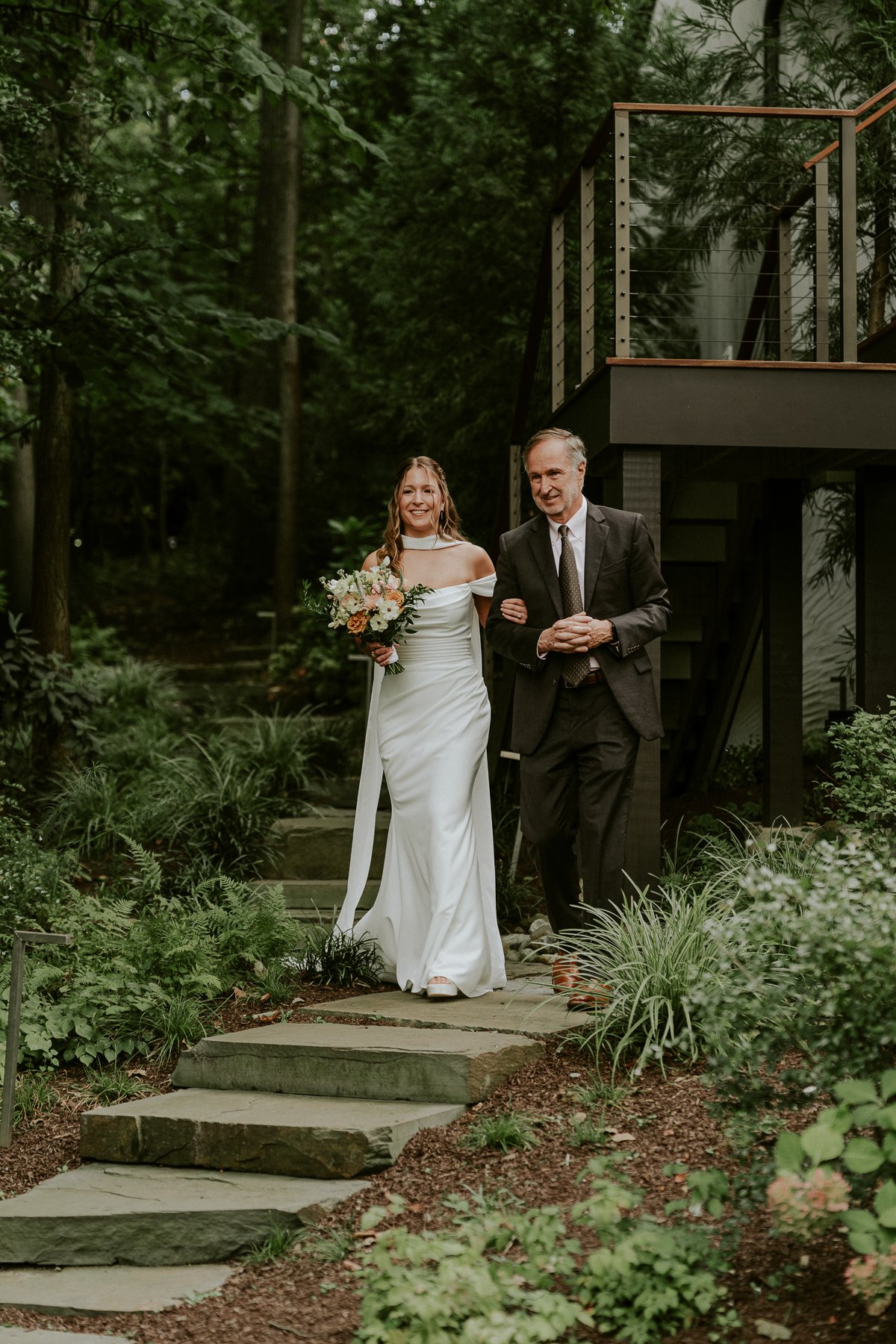 annapolis-maryland-at-home-micro-wedding-25.jpg