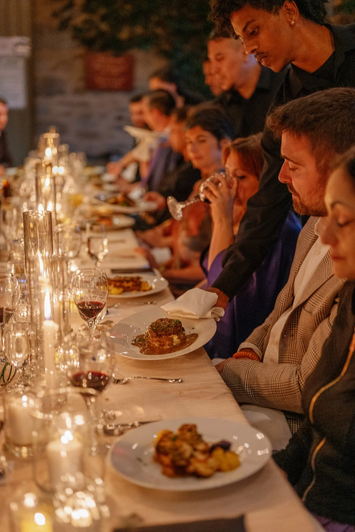  dinner being served at a candlelit micro wedding dinner in Middleburg, Virginia 