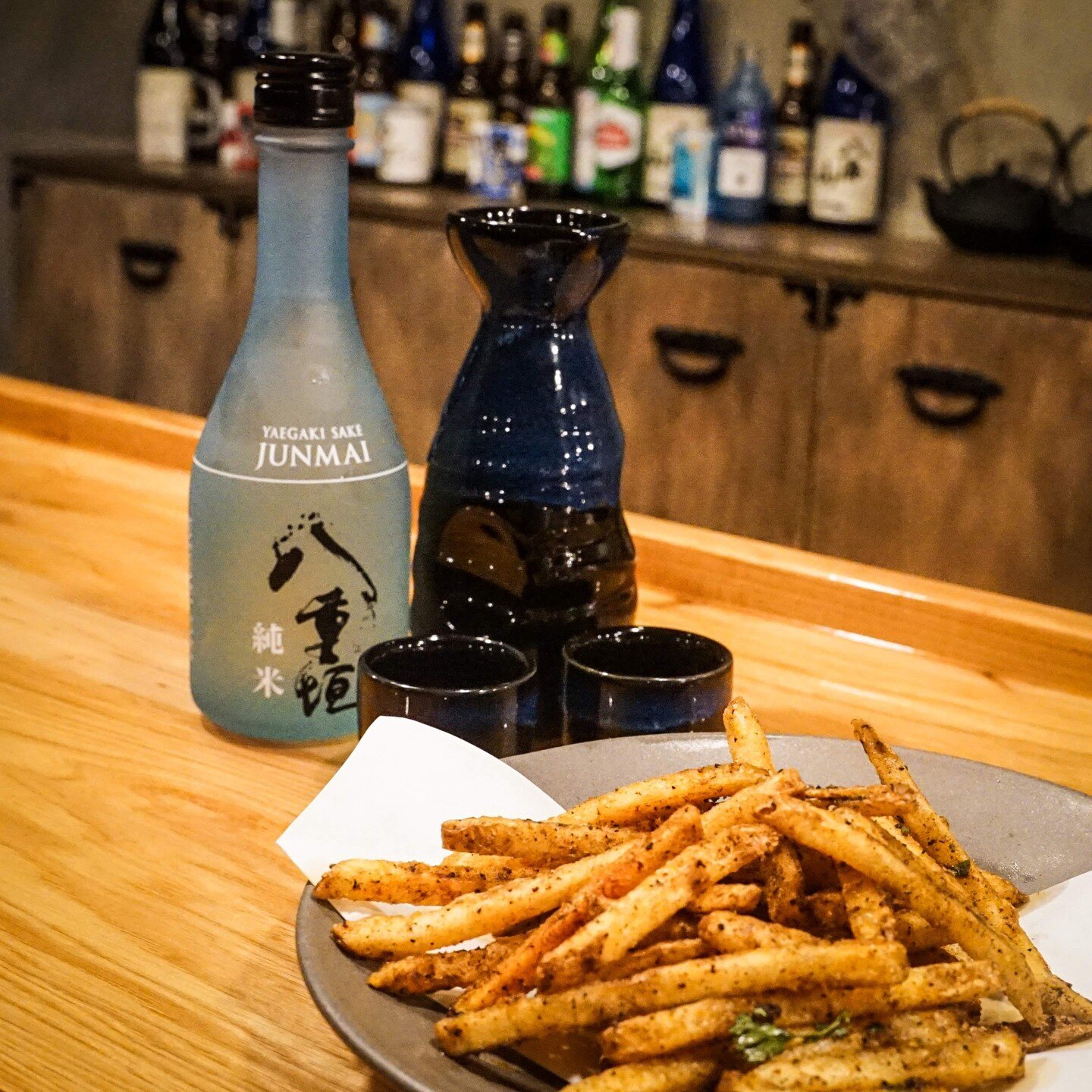 Come in and enjoy some hot sake🍶 and pair it with our Gachi Fries🎉

#ramengachi #houstonrestaurant #houstonramen #htxfood