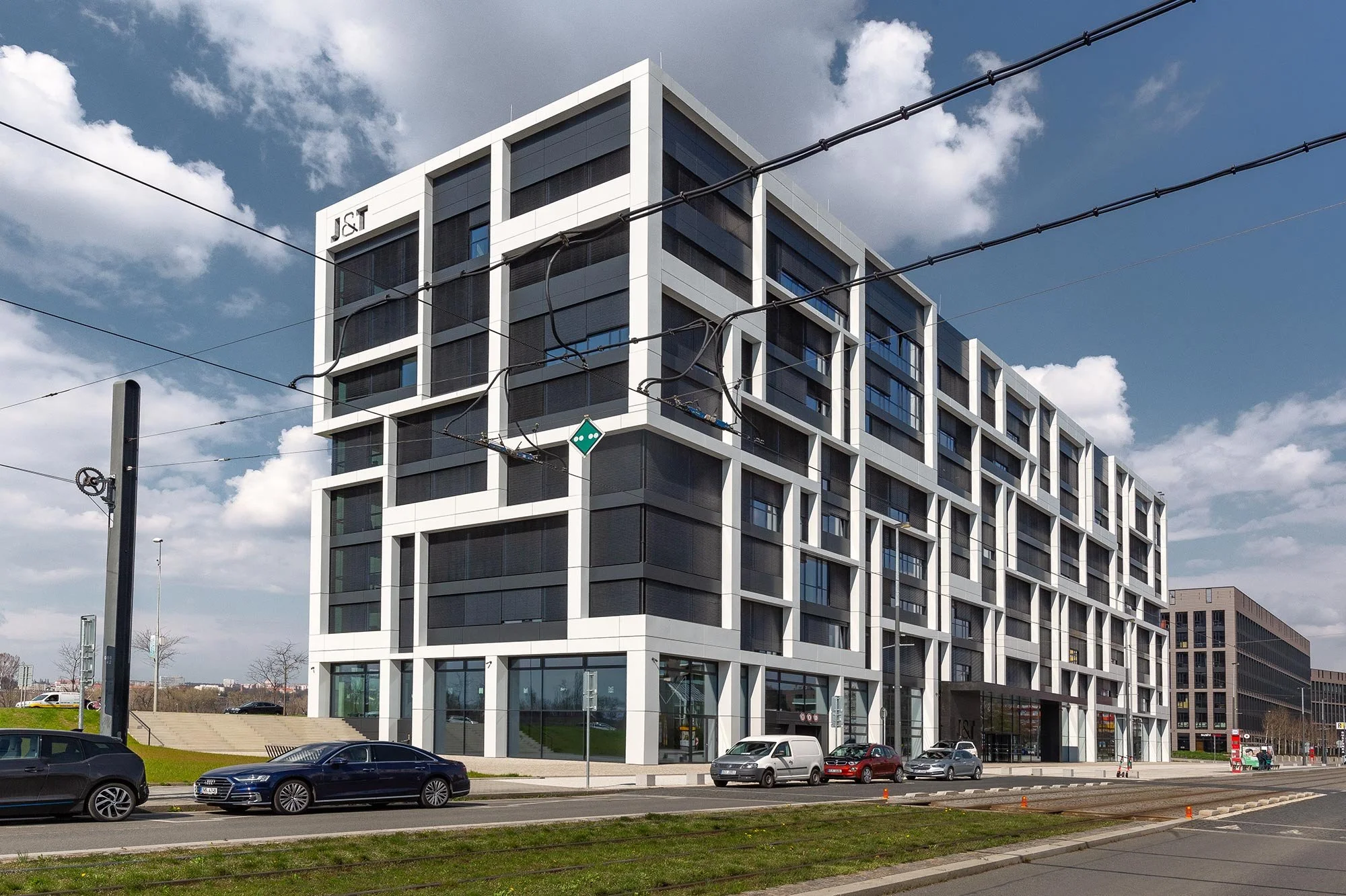 20210420_BUDOVA_JT_BANK_009.jpg