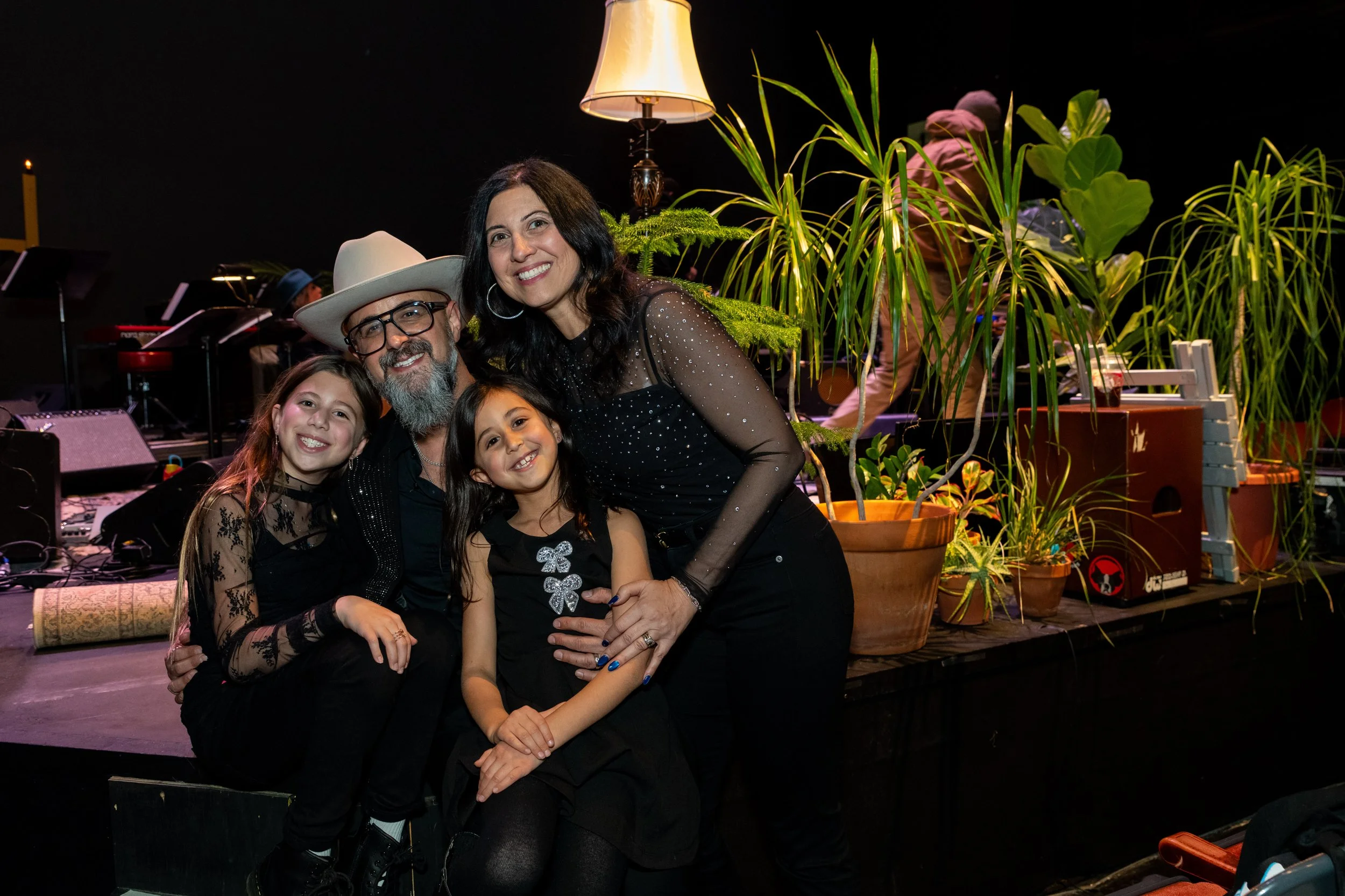 136_HANUKKAH_HULLABALOO_2025_3803.jpg