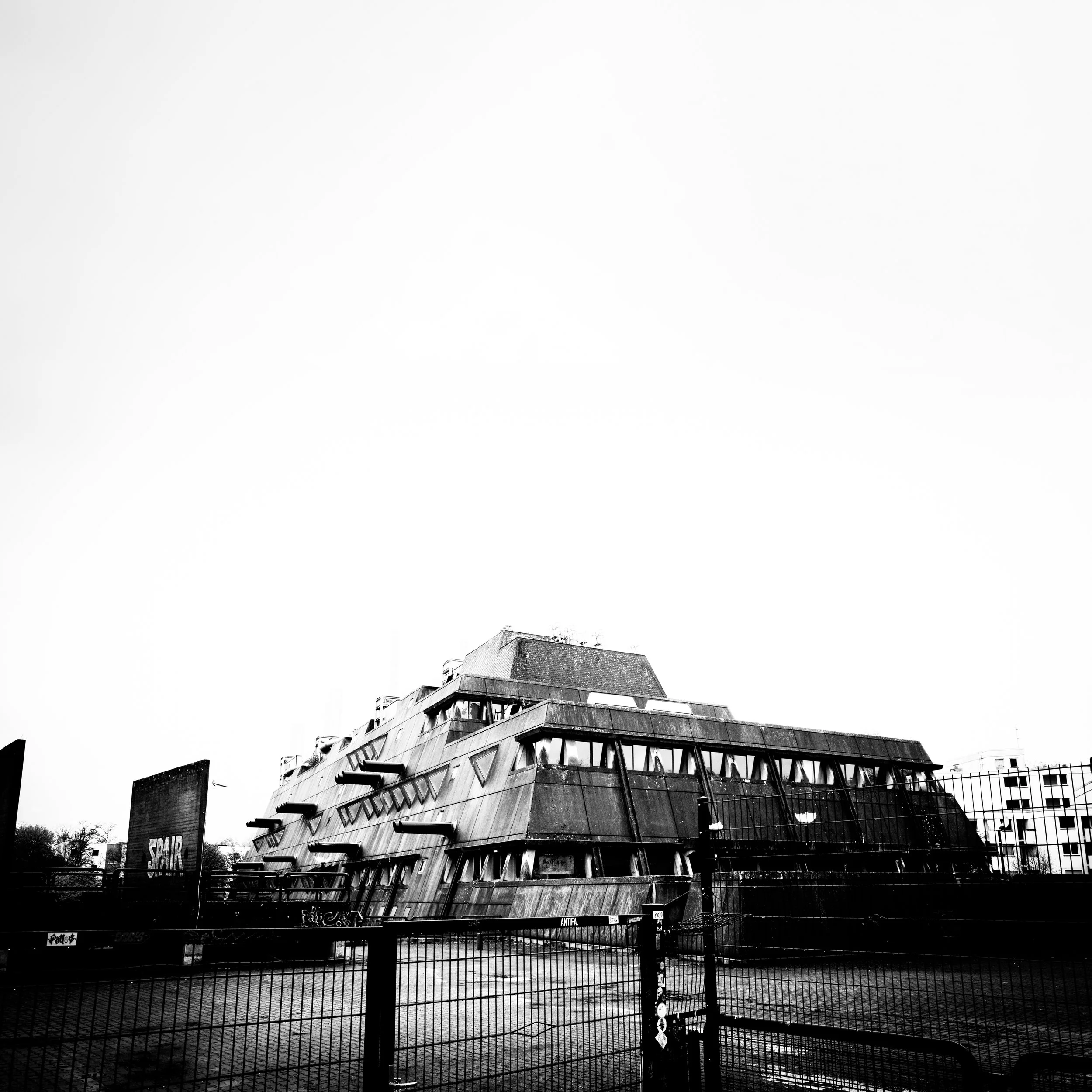 L1010200 v4.jpg