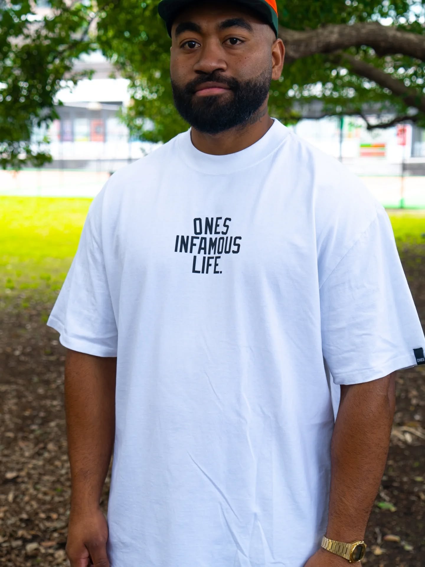 ❤️ ONES Life Oversize Tee + Runners Cap Combo 🍿
Keeping it simple 🫡
Available Online
www.theones.life
.
.
.
.
.
#cap #oversized #oversizedtee #tee #team #life #ones #theones #runner #running #runningcap #combo #infamous #StreetwearEssentials #stree