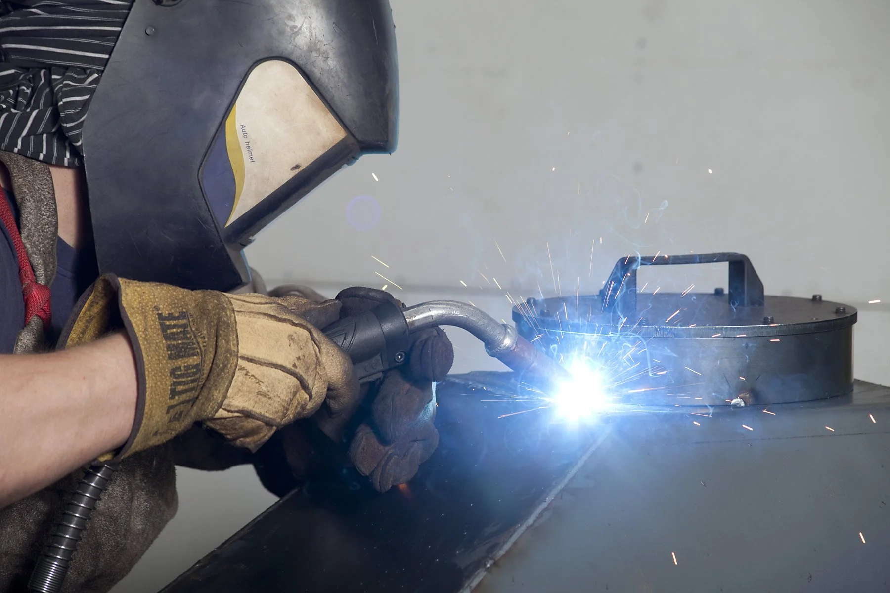 Graham-Warman-Professional-Photographer-Commercial-Photography-Escea-Gas-Fire-Manufacture