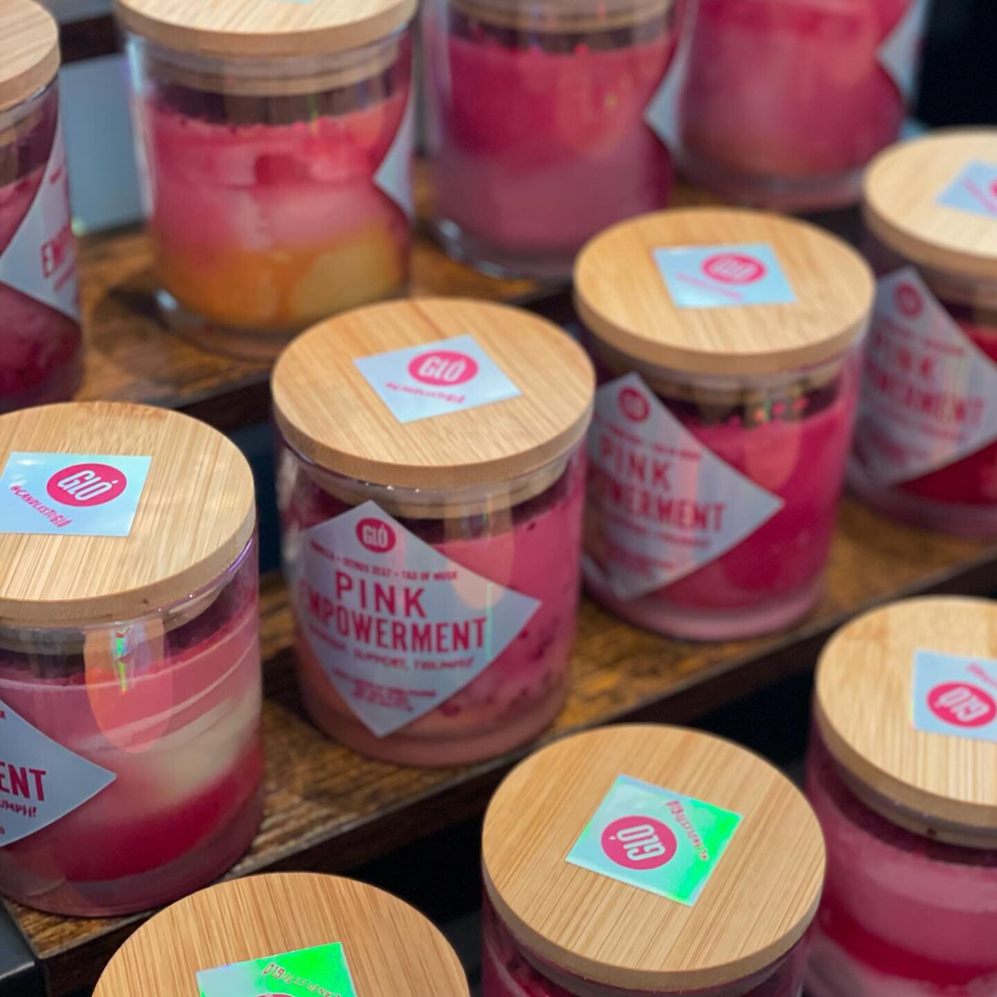 I am so proud of this candle. PINK EMPOWERMENT or #emPINKwerment is inspired by my S&Uacute;PER powerful girls that fight the fights: grandmas, MOM, aunts, sisters, girfriends! every candle wax design is bit different like watercolor but made out of 