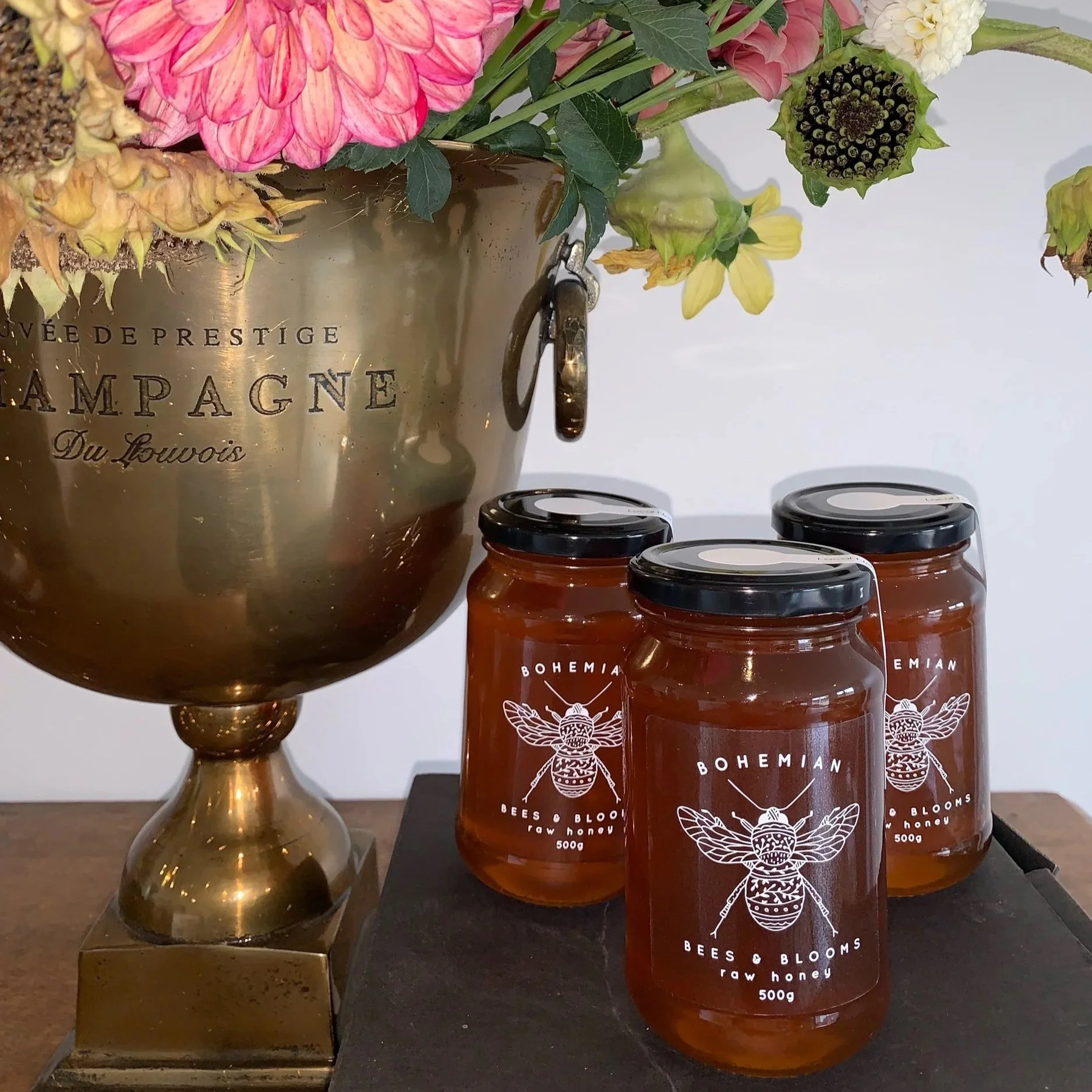 RAW HONEY 500g GLASS JAR- LOCAL LISTING - FREE DELIVERY WAGGA WAGGA