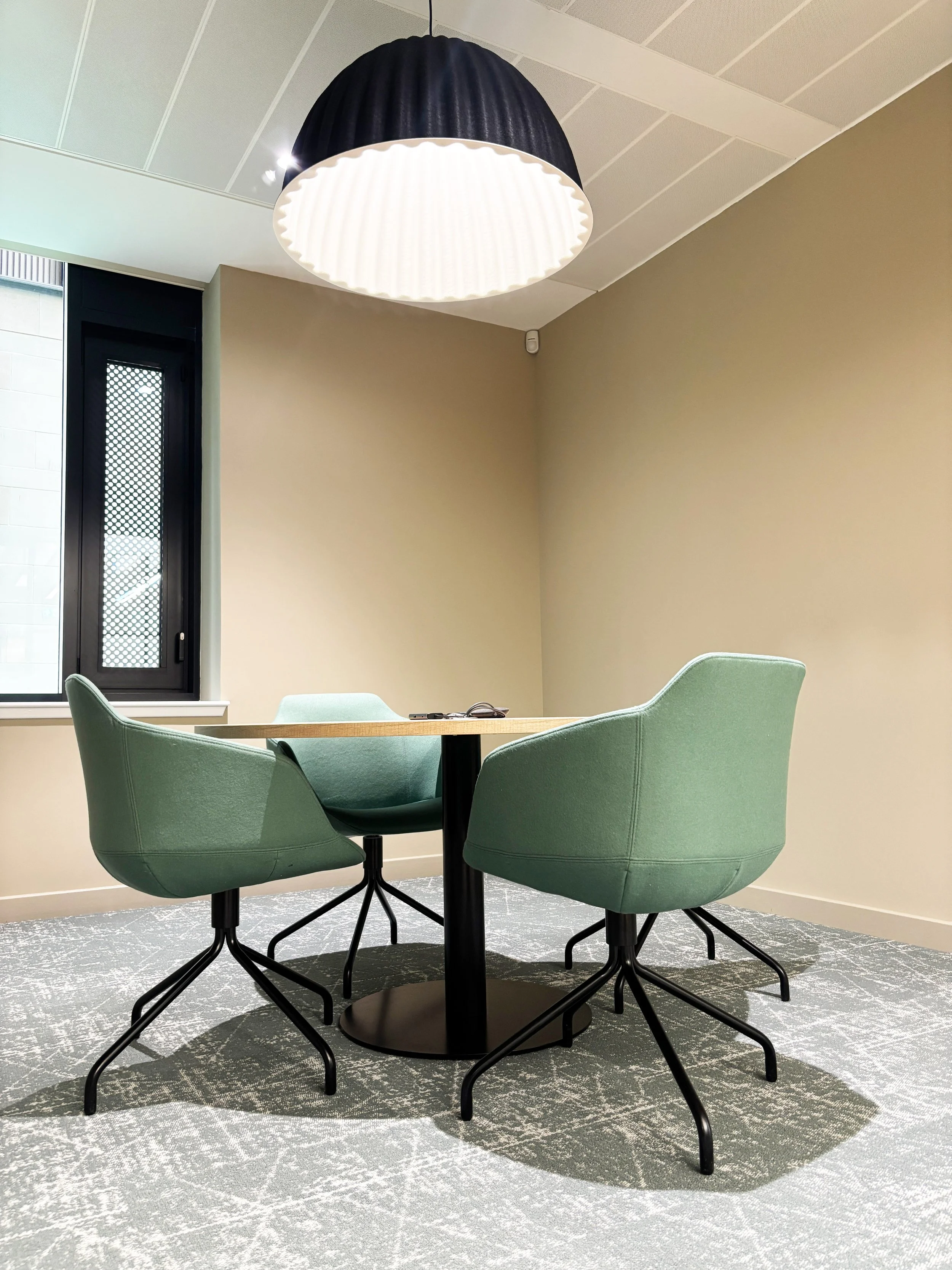 GM_Projects_Knight_Frank_Office_Edinburgh01 .jpg