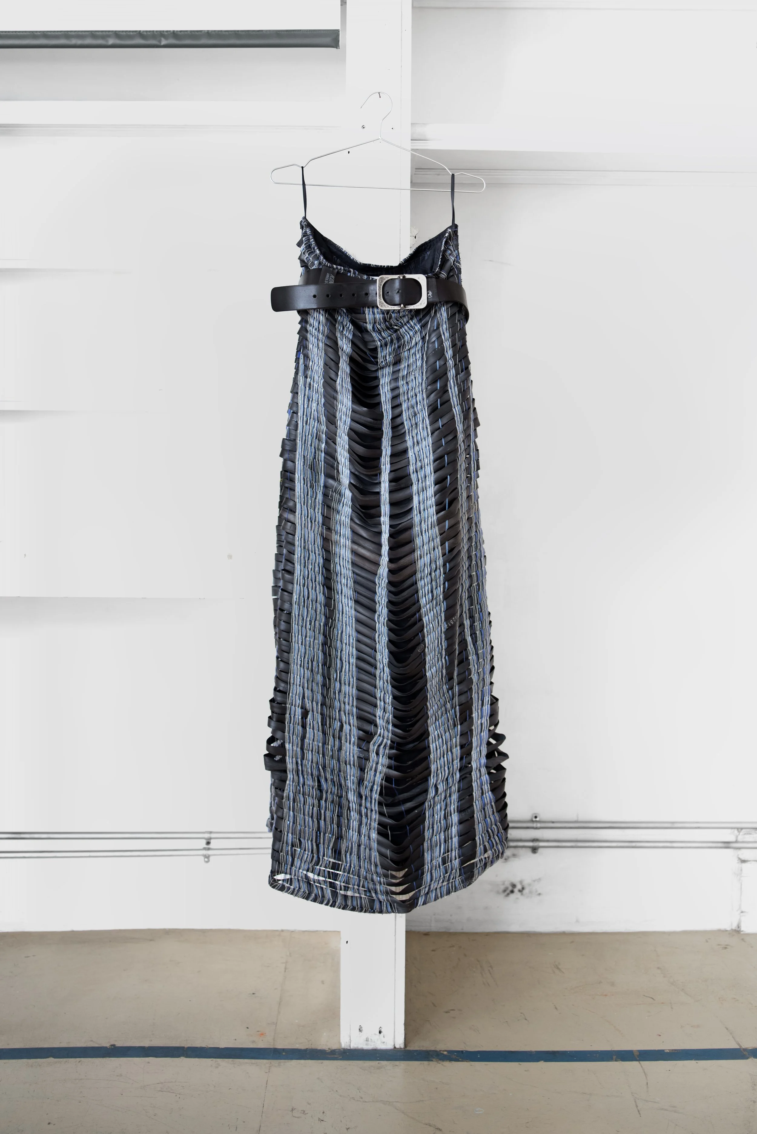 TIRES DRESS