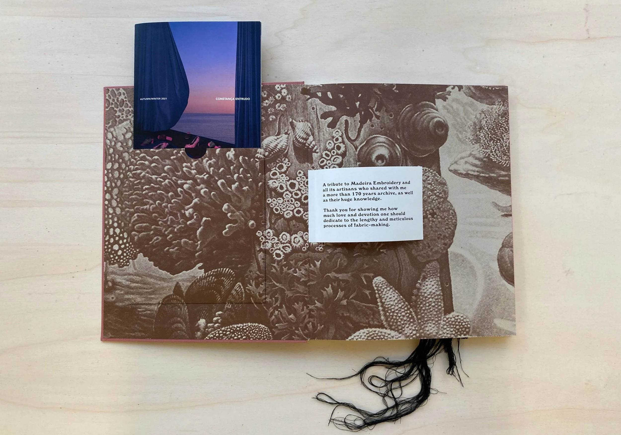 AW21 BOOK PDF_Página_02.jpg