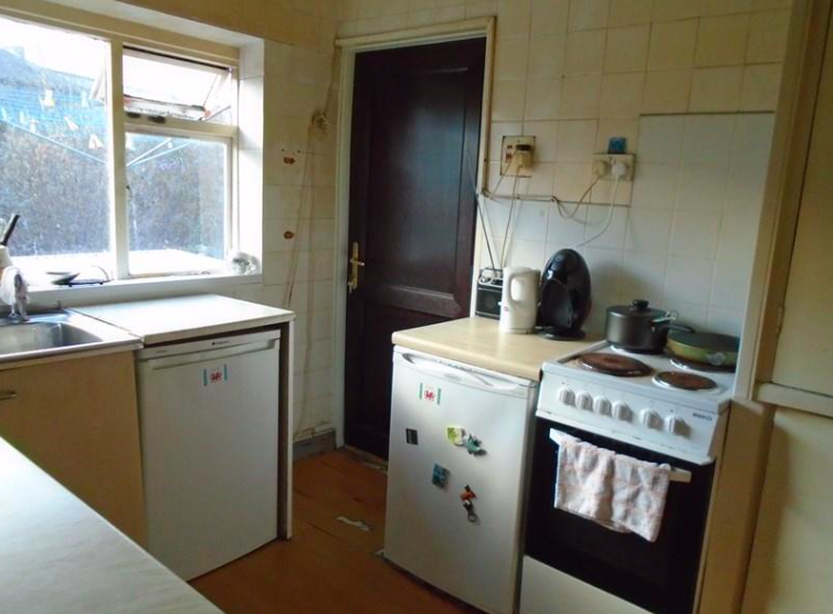 Kitchen2.png