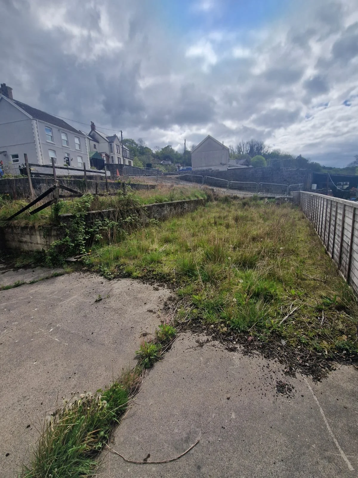 WhatsApp Image 2025-04-24 at 21.56.20 (1).jpeg