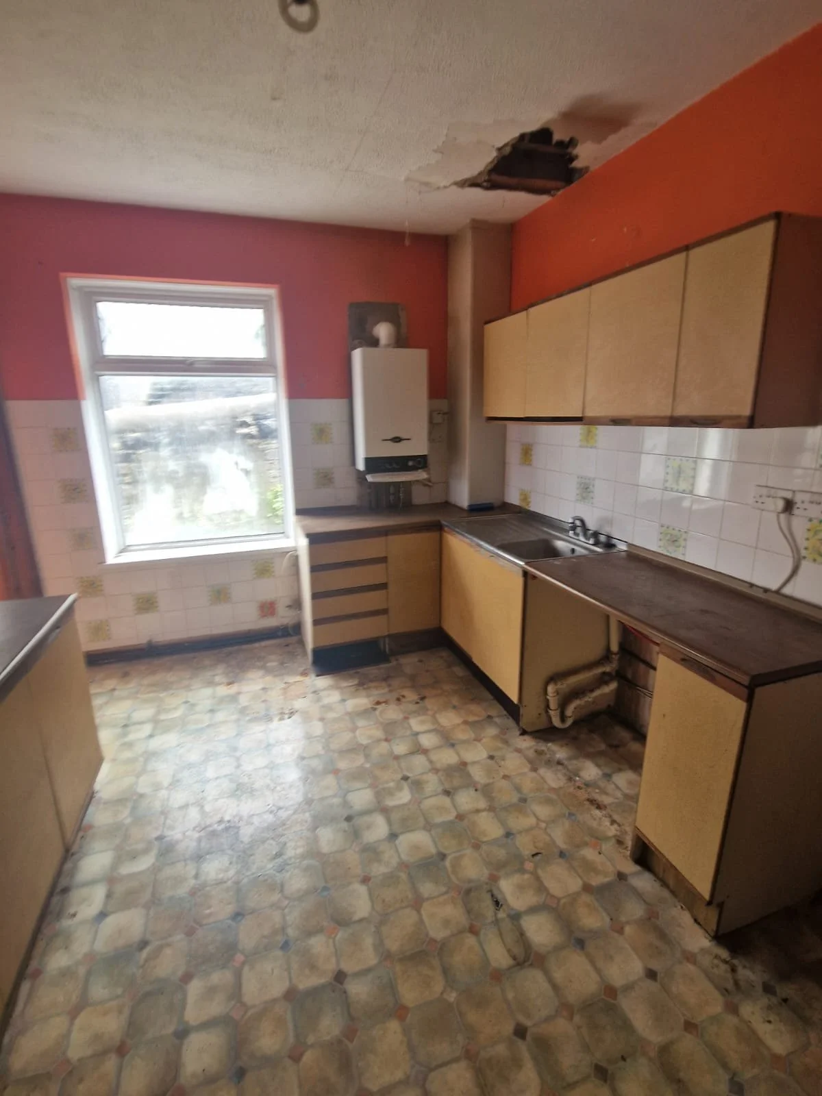 WhatsApp Image 2025-04-24 at 21.56.18 (2).jpeg