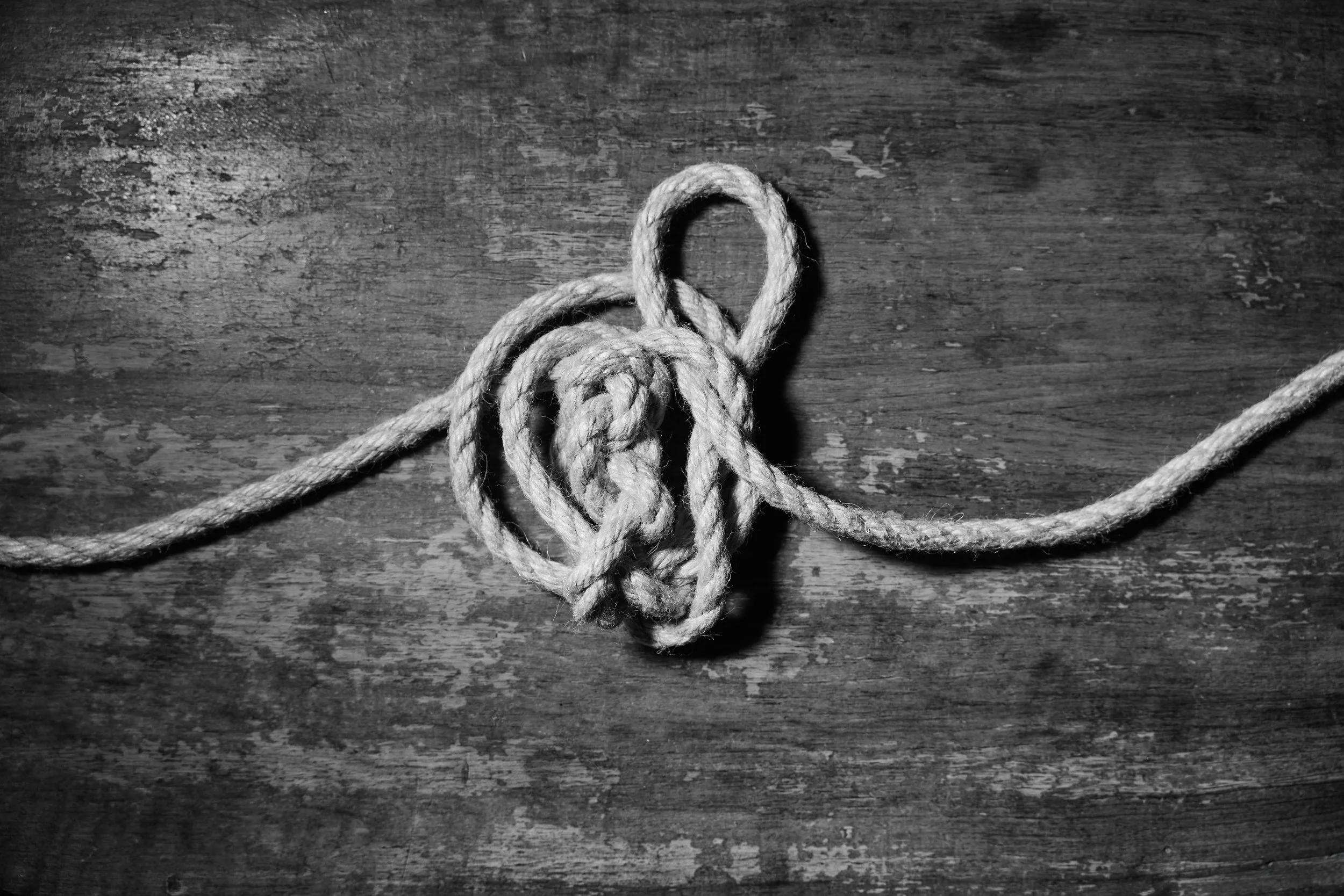 Schwarzweiß Bild eines Knoten
