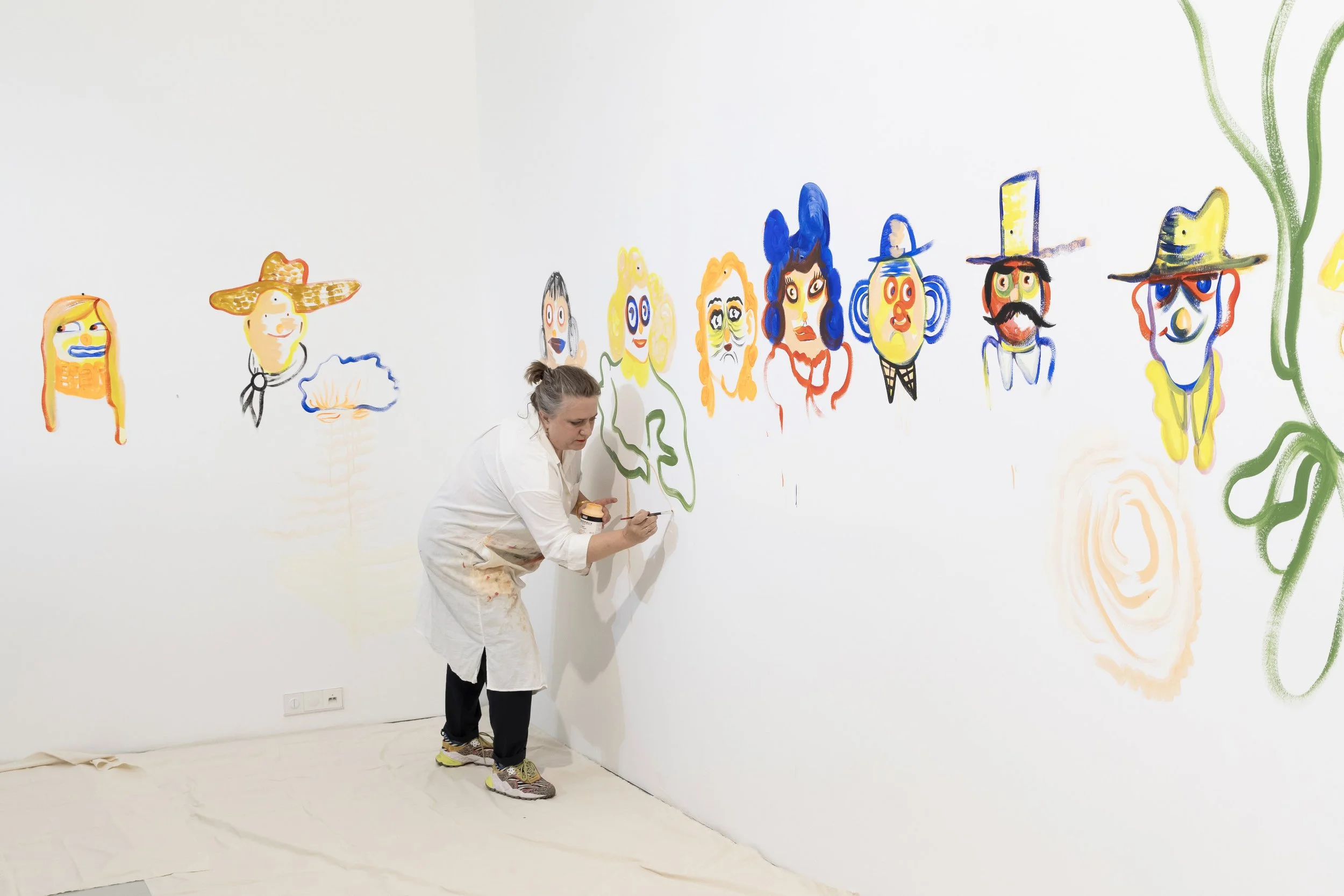 Live drawing at Albus Gallery, Seoul, Korea, 2025