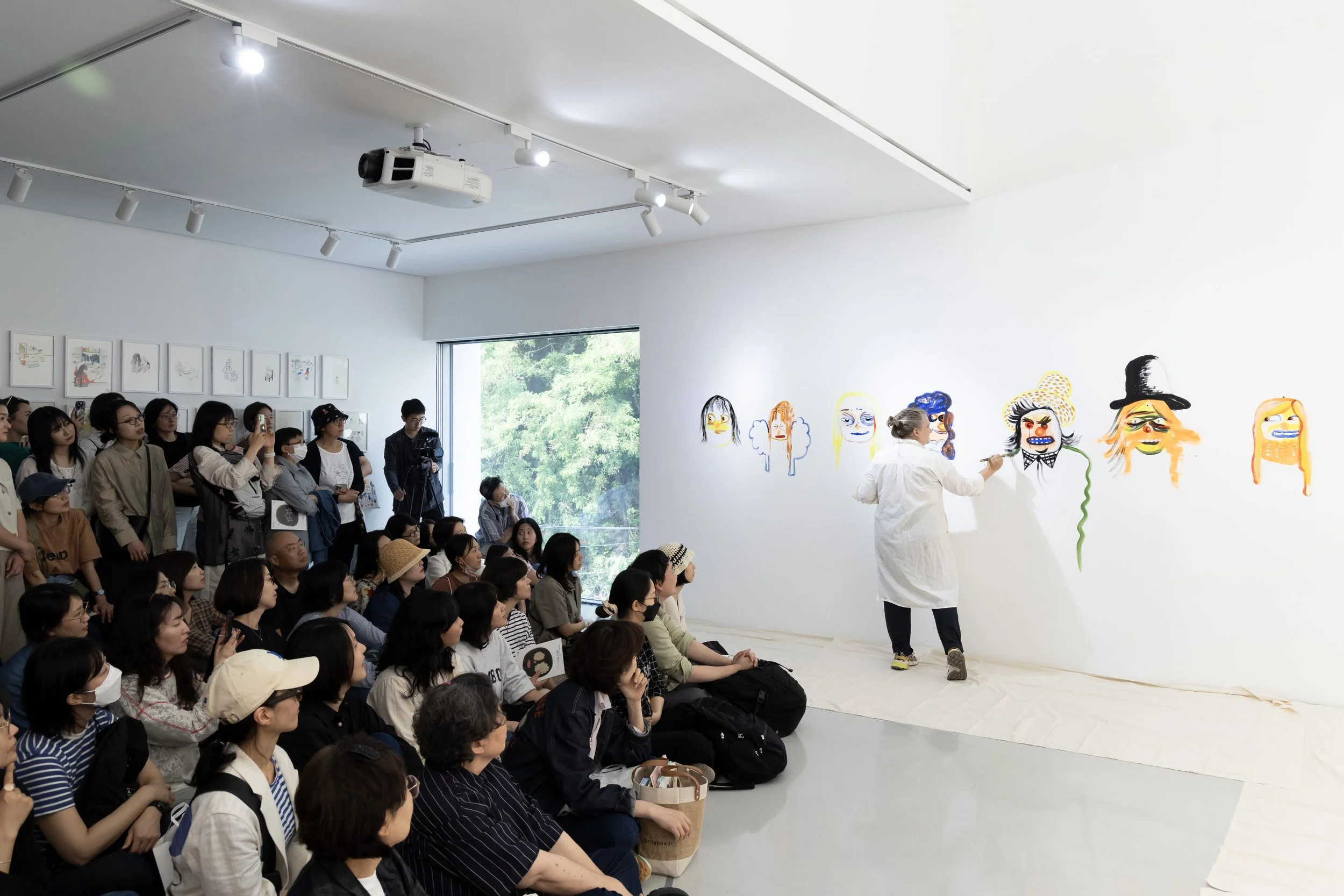 Live drawing at Albus Gallery, Seoul, Korea, 2025