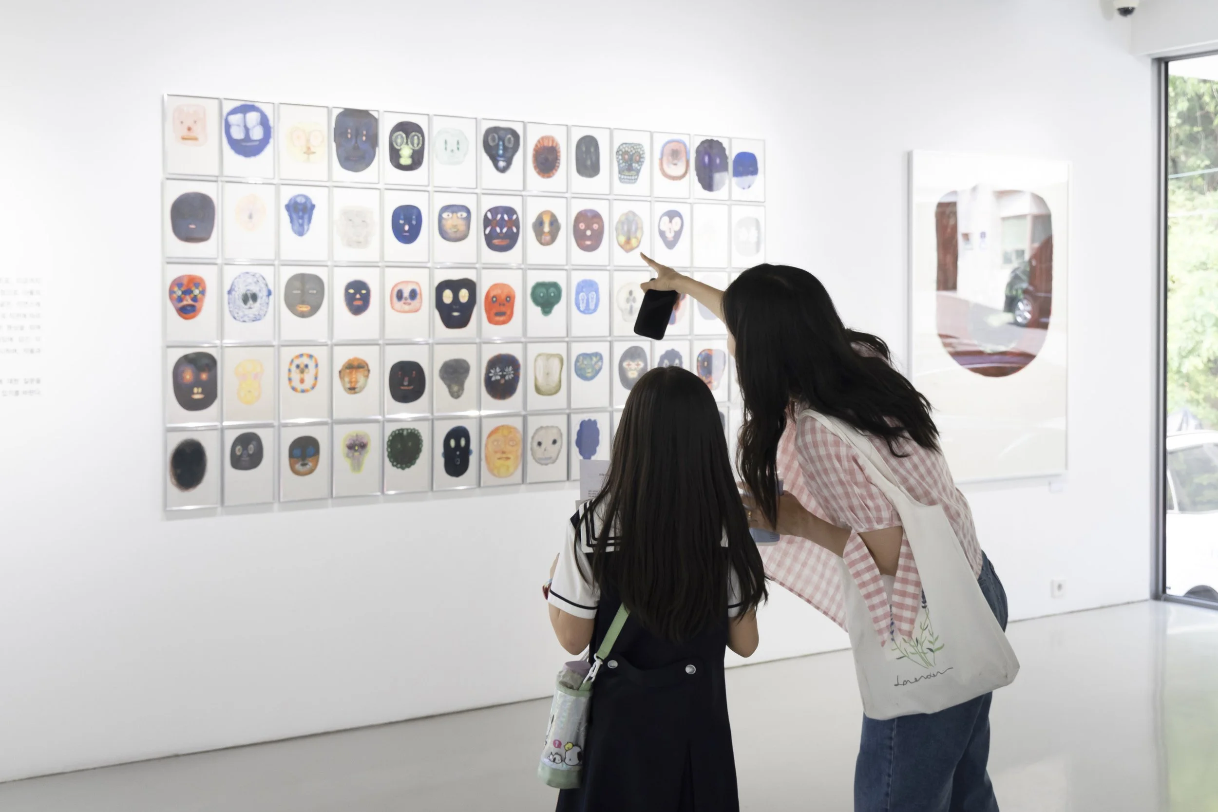 Who’s there? Solo exhibition at Albus Gallery, Seoul, Korea, 2025