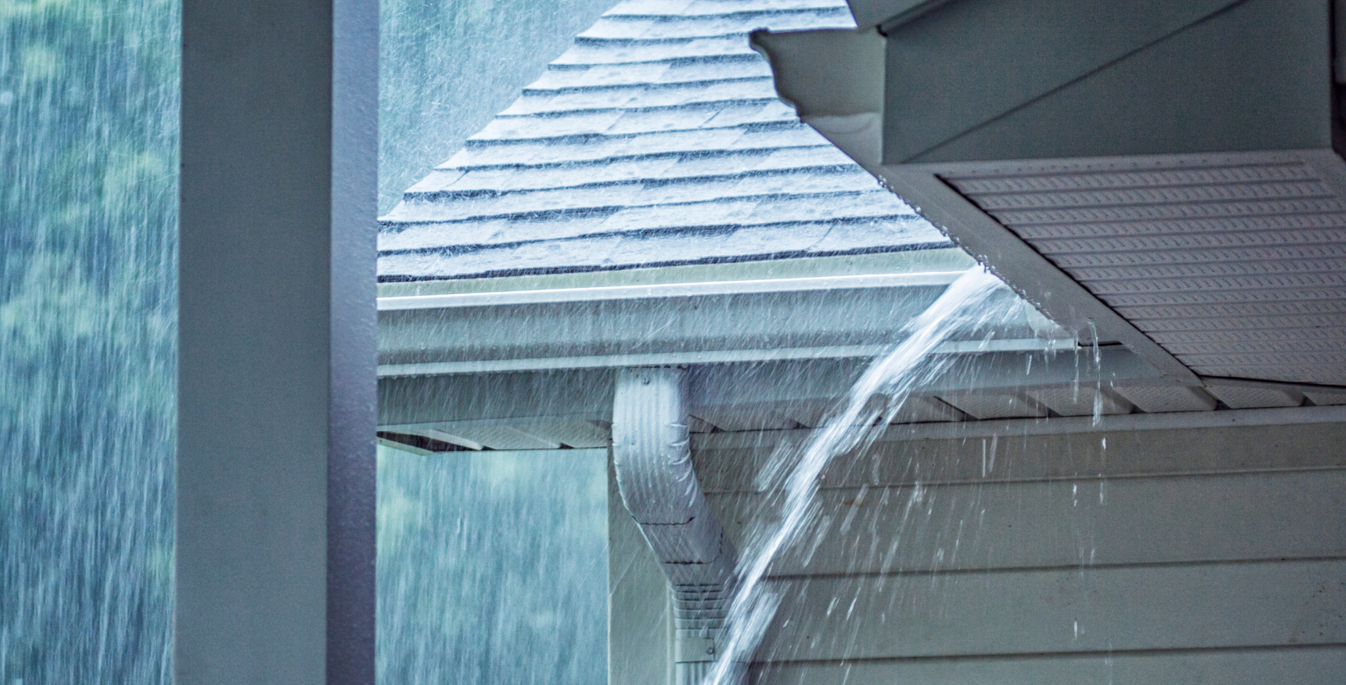 6 Ways the Weather Affects Your Roof in the DMV