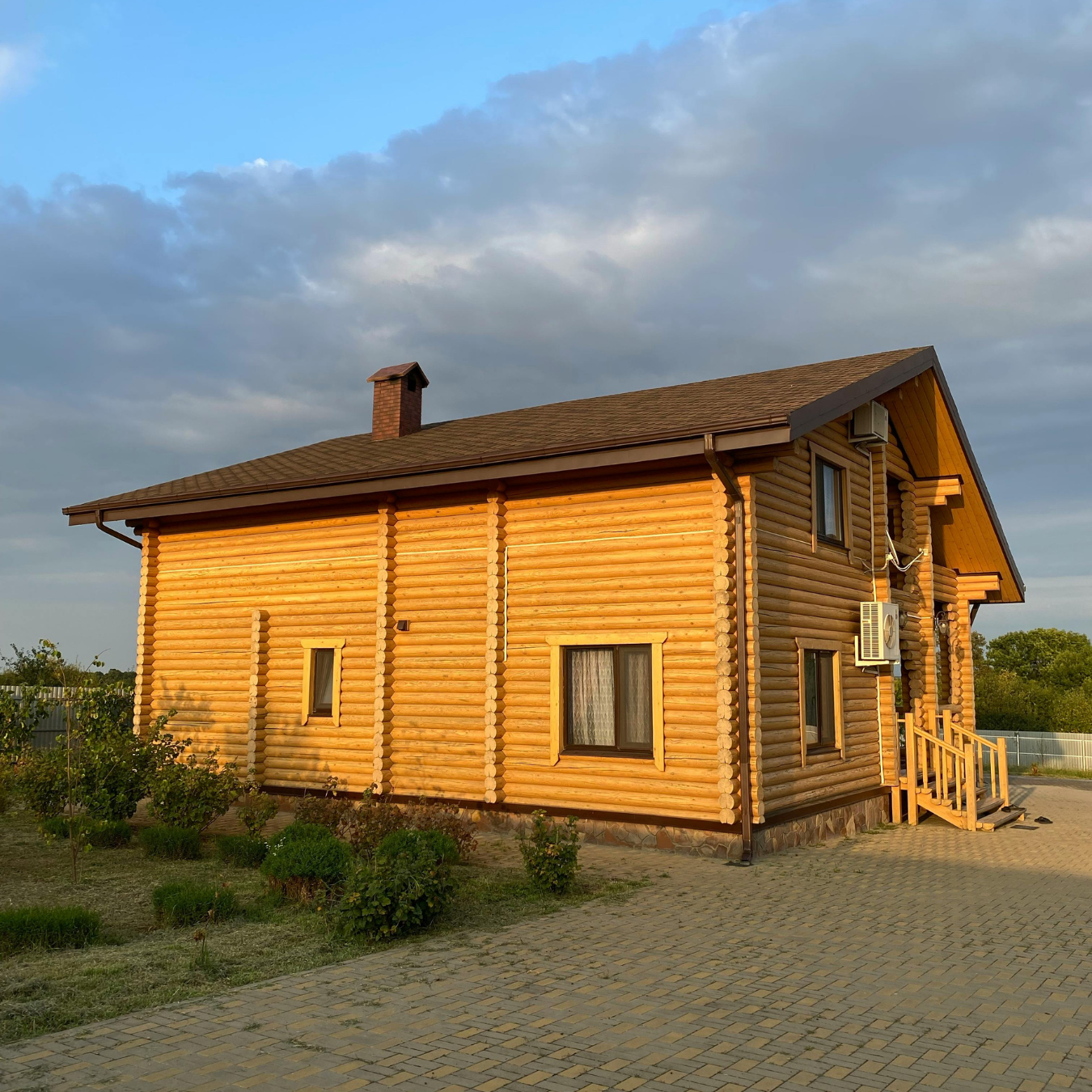 DMV home with well-maintained roof in summer sunlight