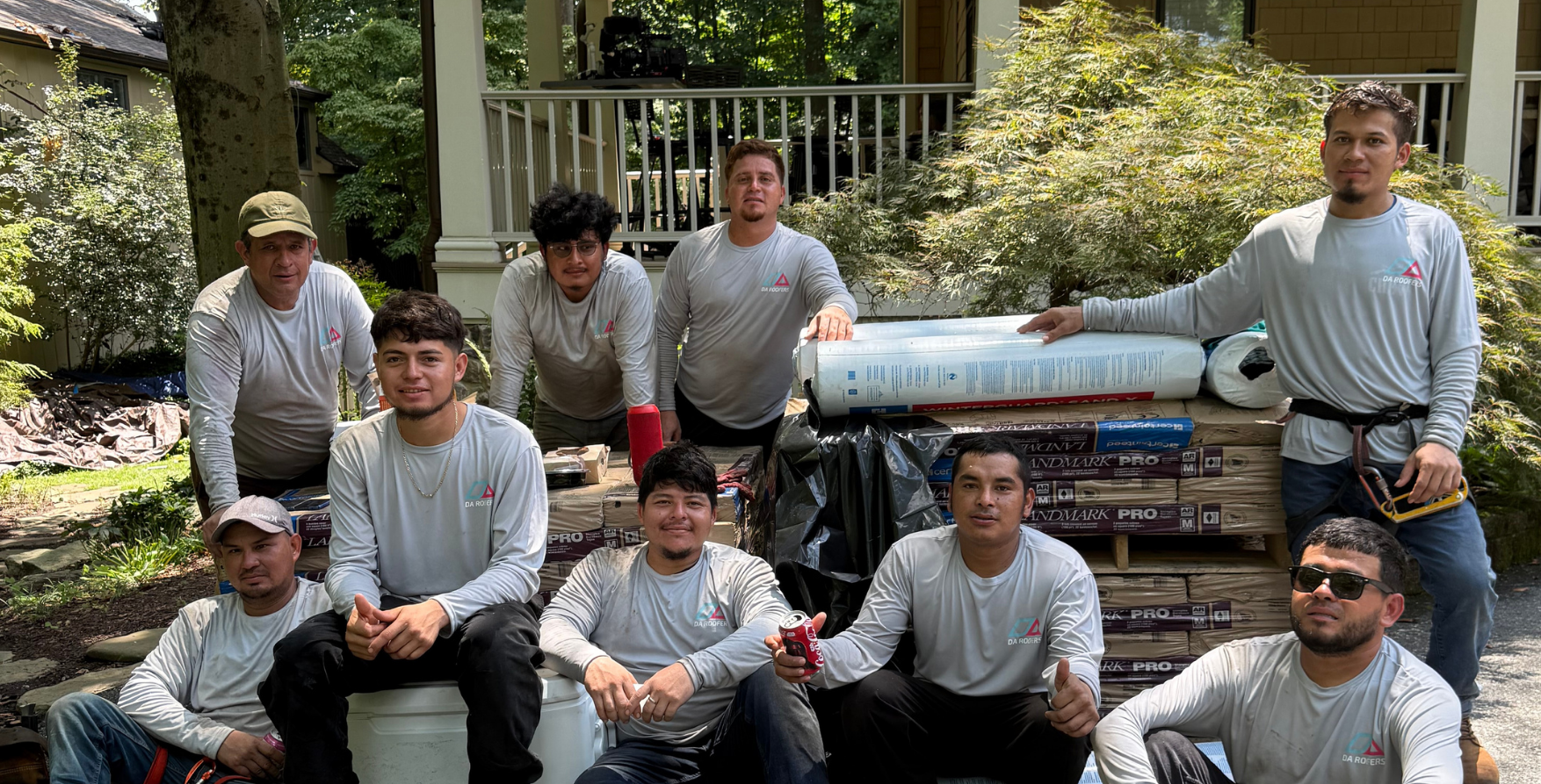 Professional roofing team Da’ Roofers group photo in DMV