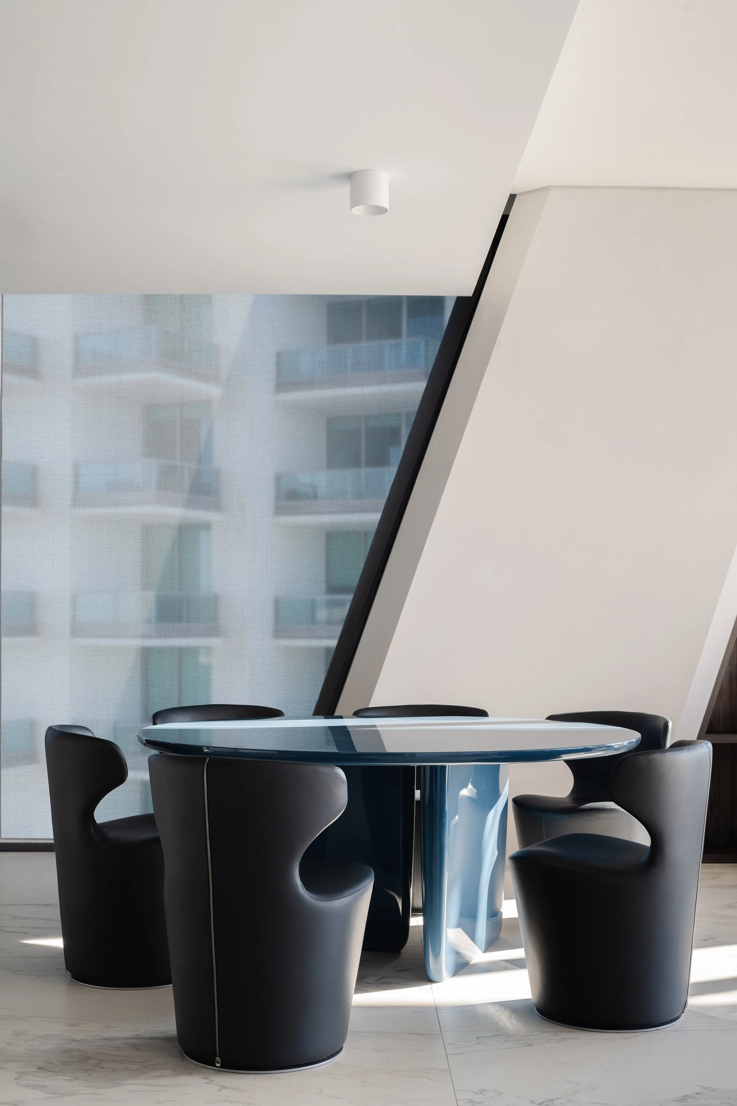 1000-museum-miami-design-dining-table.jpg