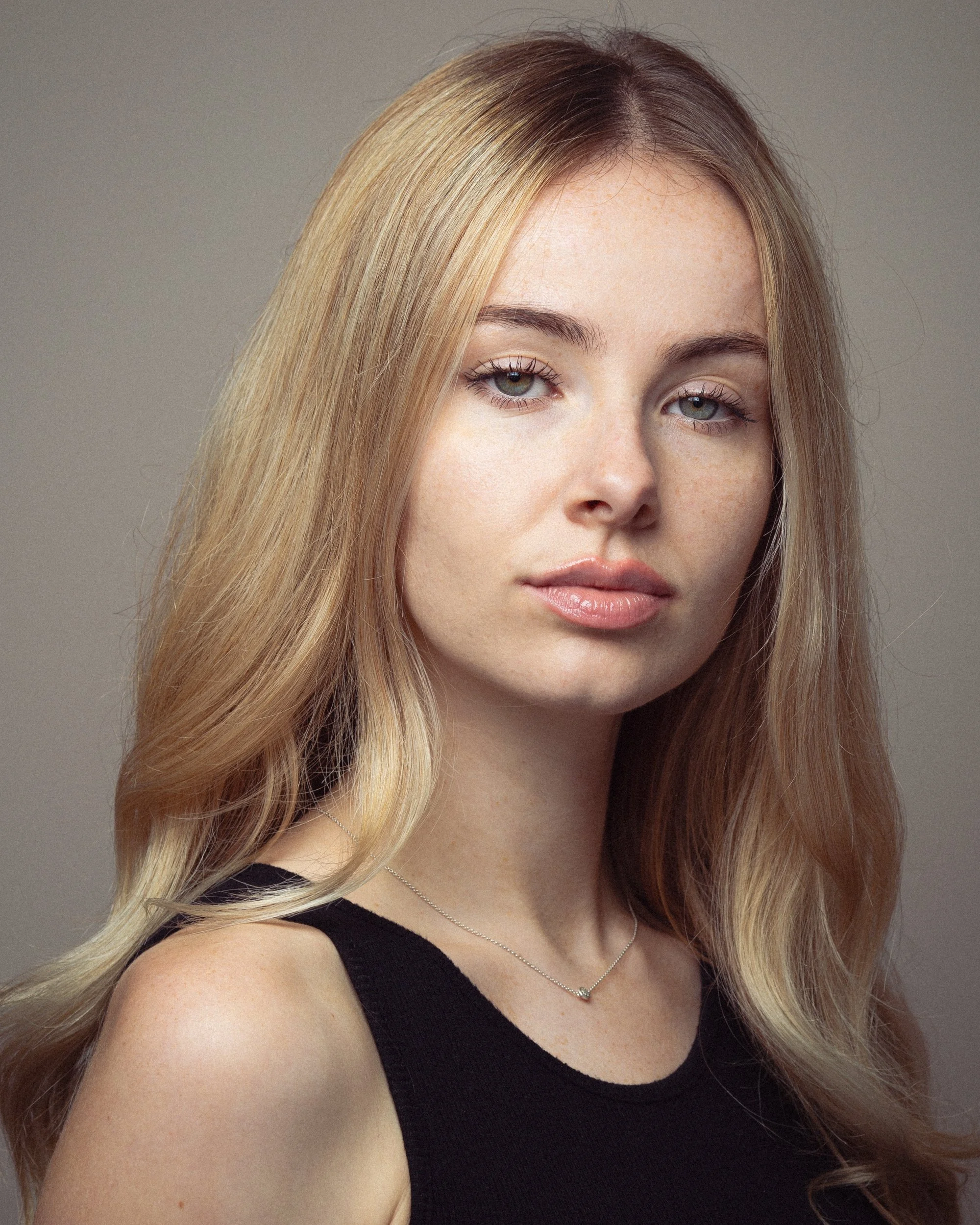 Lucy Hallet-Jones.jpg