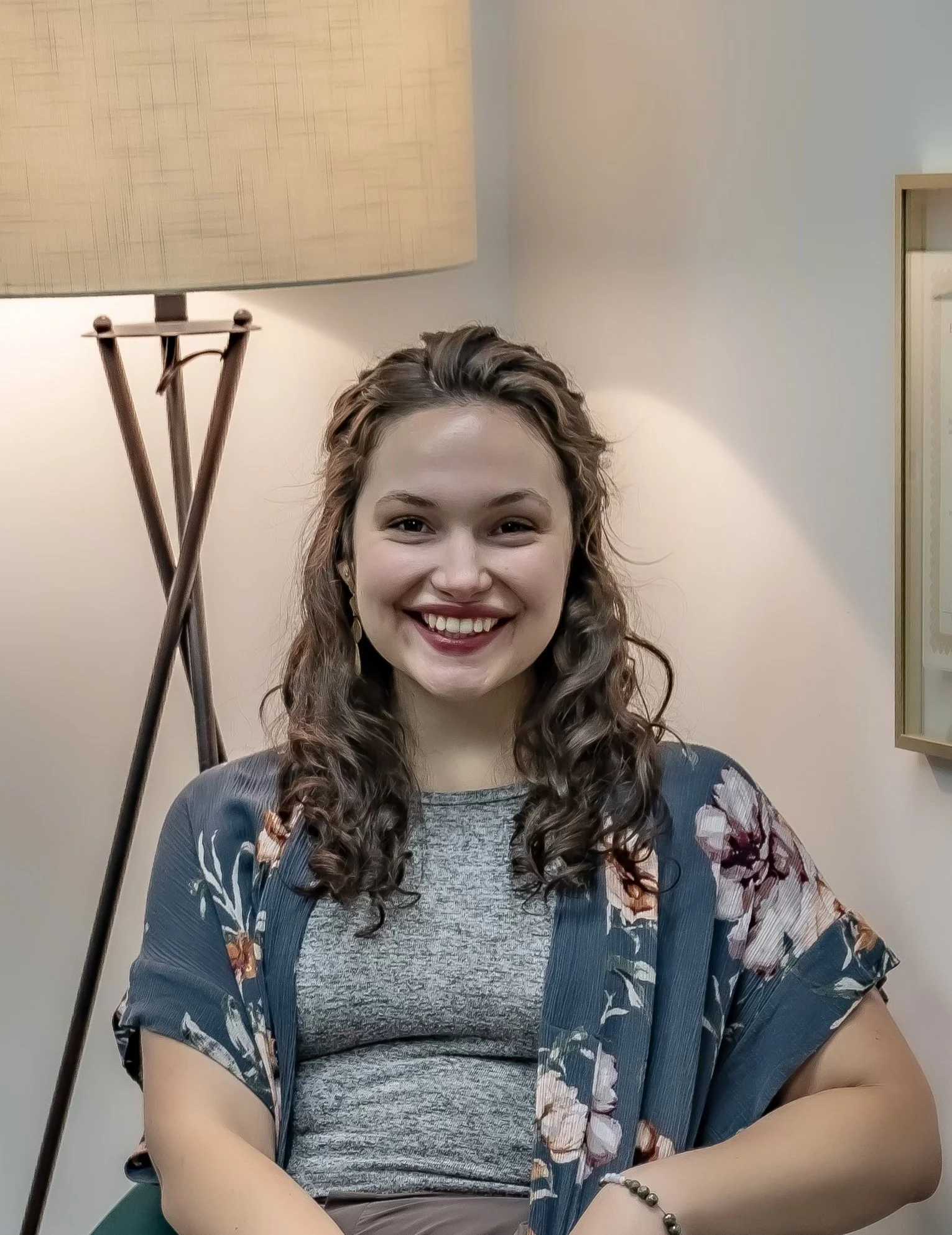 Julia works with adults and couples navigating trauma, anxiety, identity, relationships, and spiritual trauma. LGBTQIA+, neurodivergent, kink, and poly-affirming.