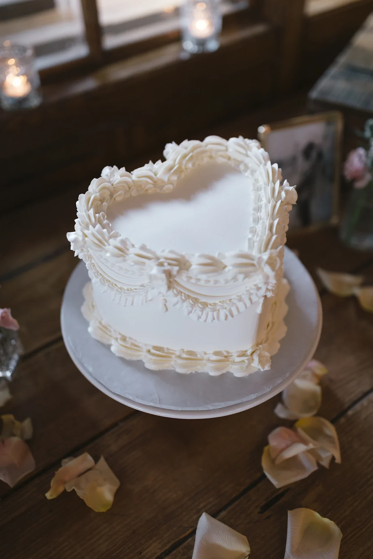 Custom Cakes Derry NH | Chickadee Hill Cakes