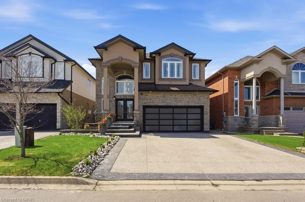 64 ONYX Court Hamilton