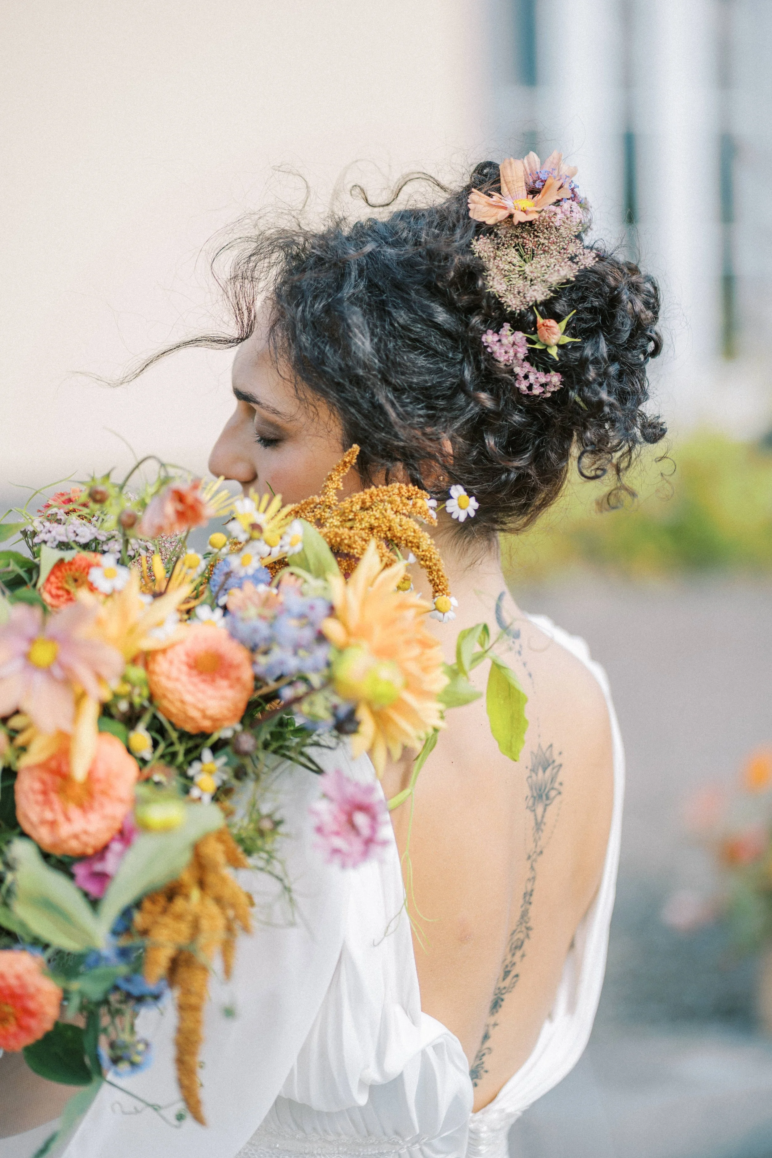 Luxury Irish wedding bouquet, hand-grown at Moneygorm Farm. Romantic, seasonal blooms for refined and natural celebrations.