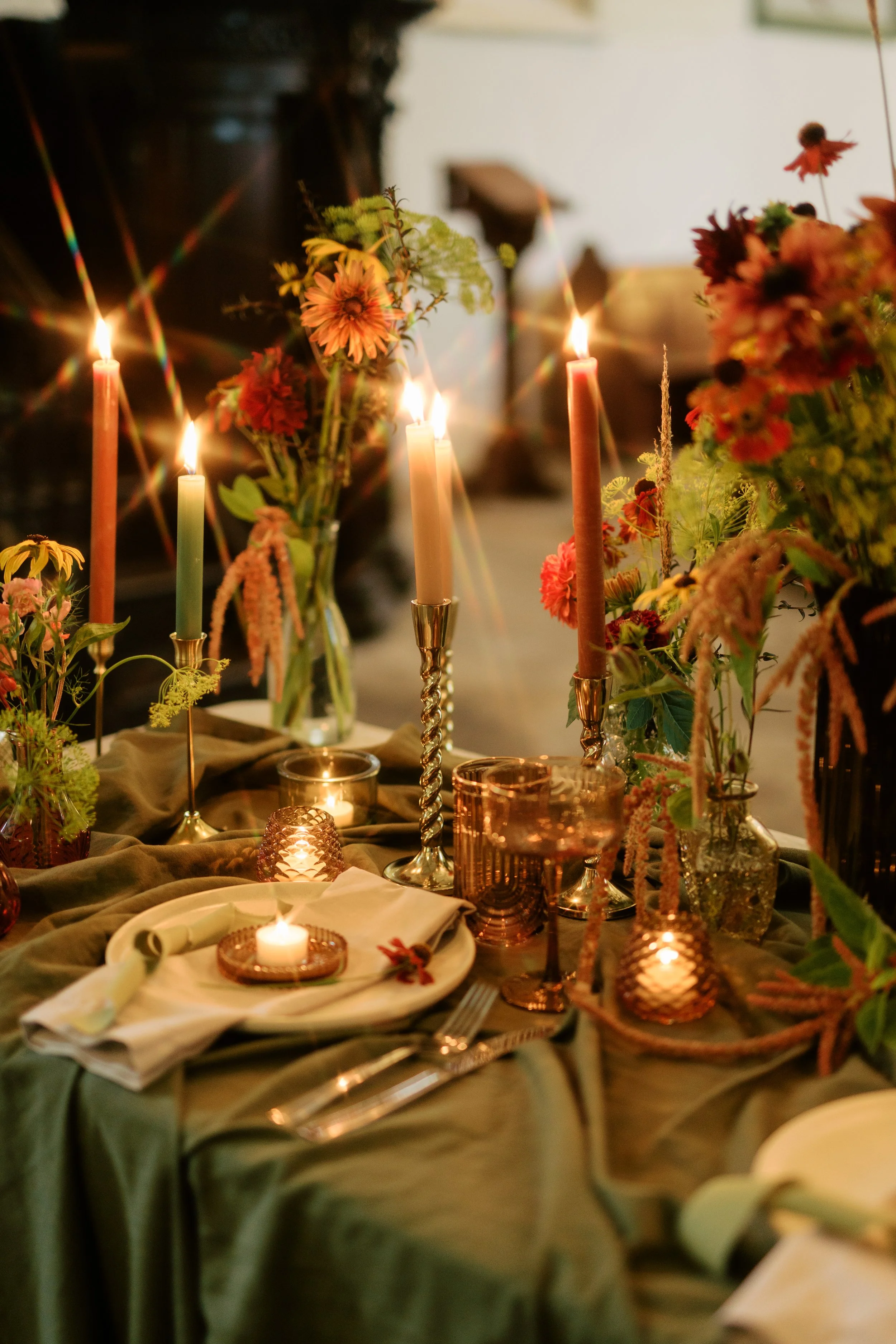 Full-service wedding floral design begins at €2,800.