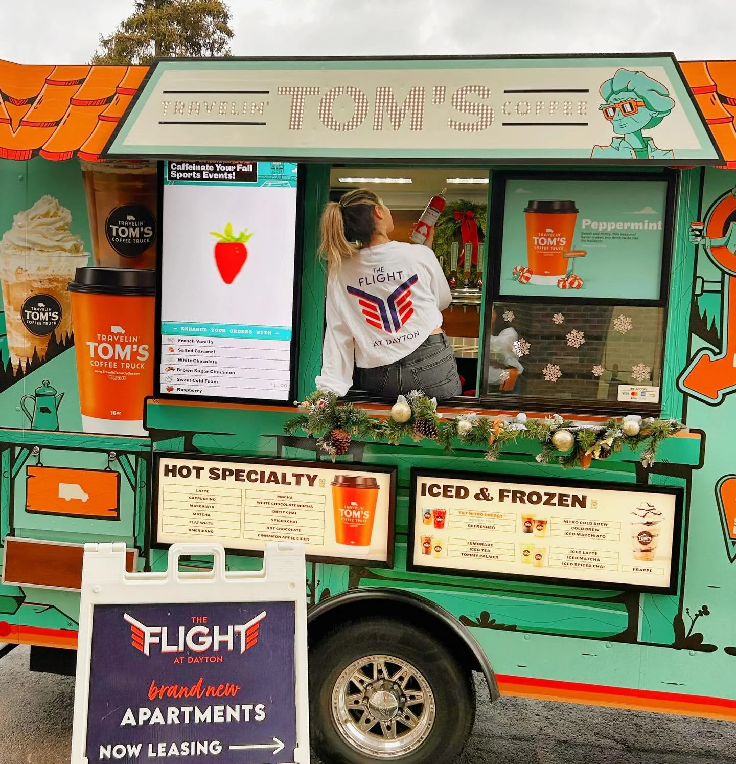 The Flight is serving up some HOT new specials!
Renew by Sunday and lock in renewal pricing&mdash;skip that &ldquo;walk-in&rdquo; rate and save up to $30/month!

Plus, enjoy a $250 one-time concession when you renew or sign a new lease for 2026/2027!