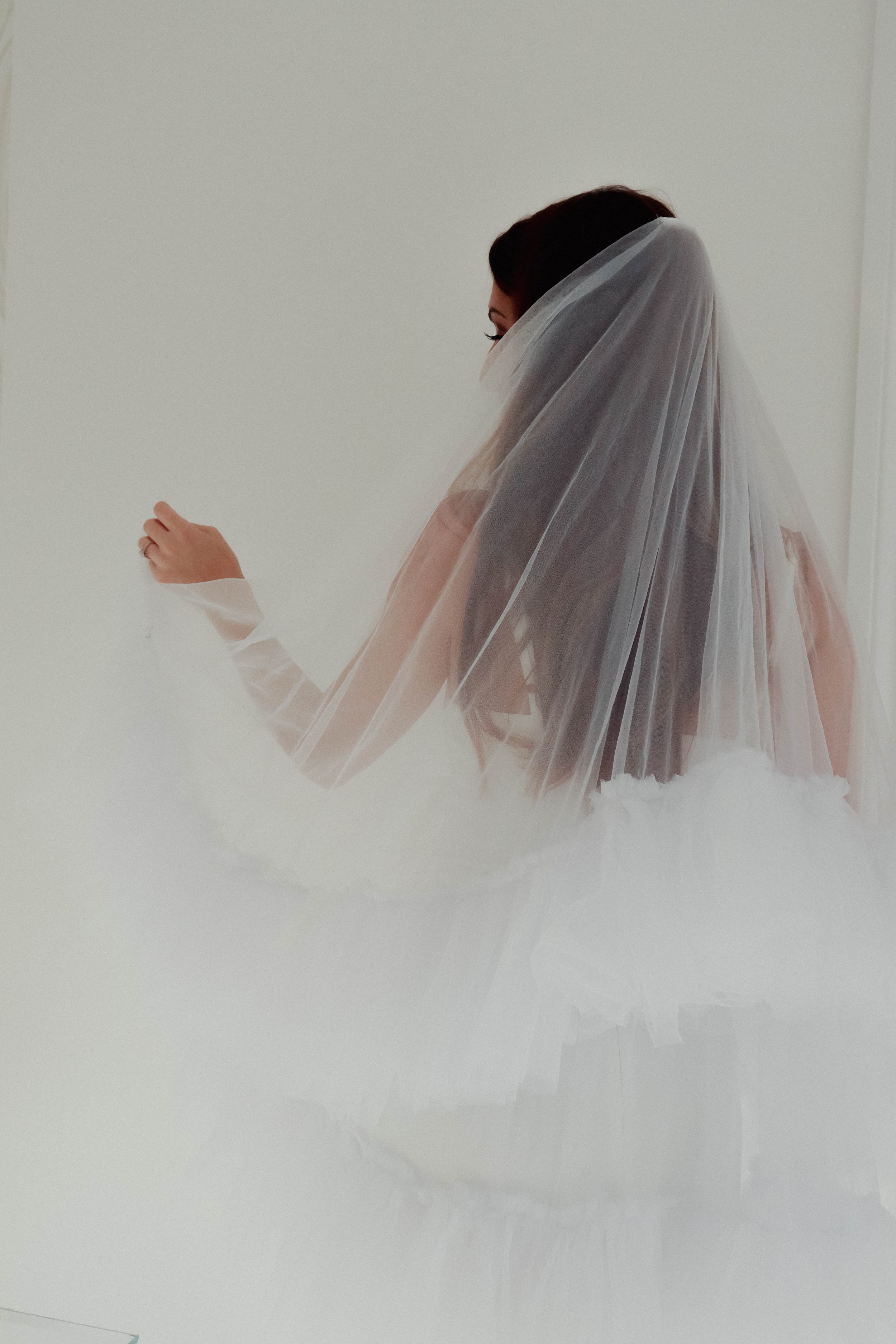 TWO-TIER RUFFLE VIEL