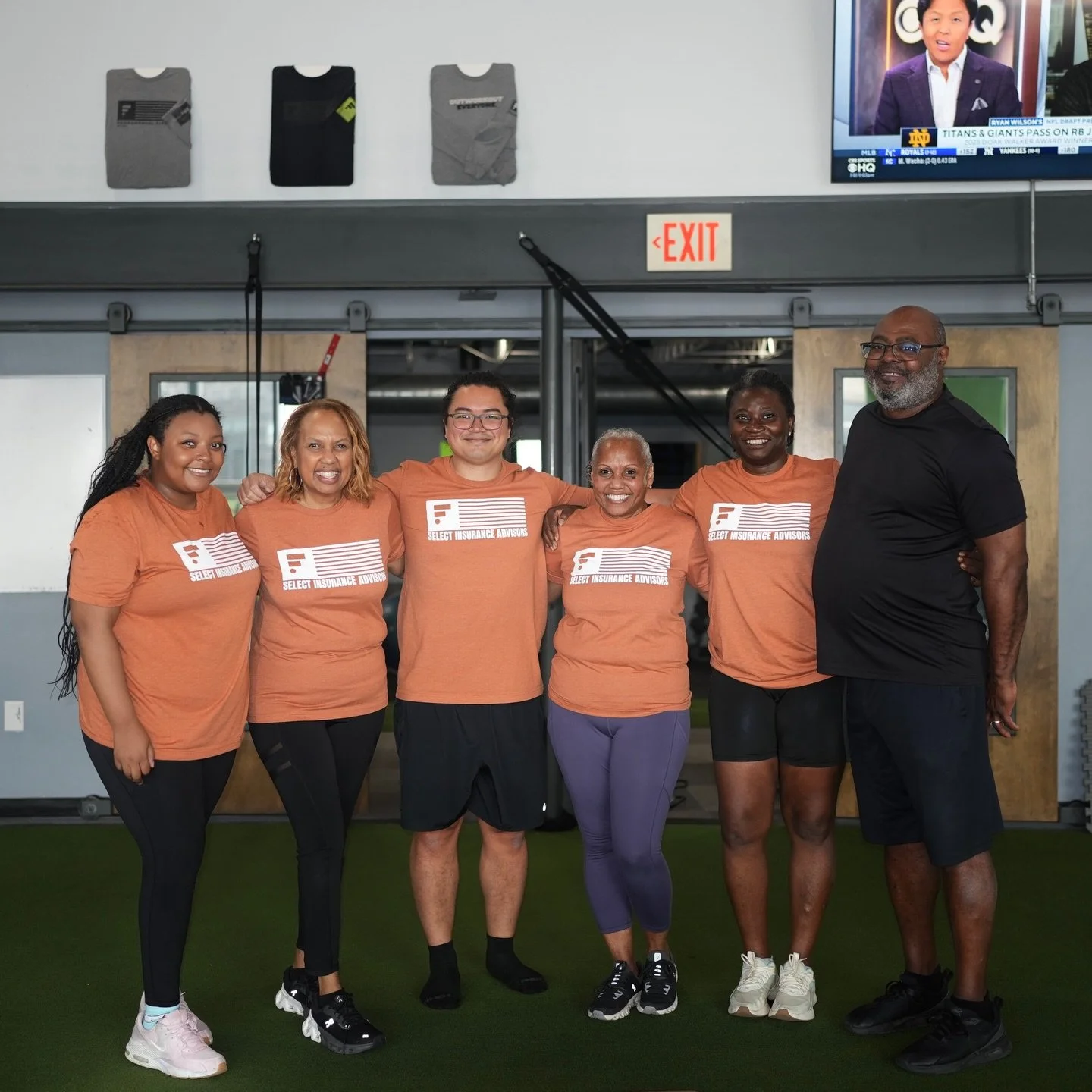 Strong crew. Strong partnerships. 💪🏽

Our 10am group showed up and put in the work today&mdash;repping Select Insurance Advisors while doing it. Grateful to be surrounded by people who take their health seriously and businesses that invest in their