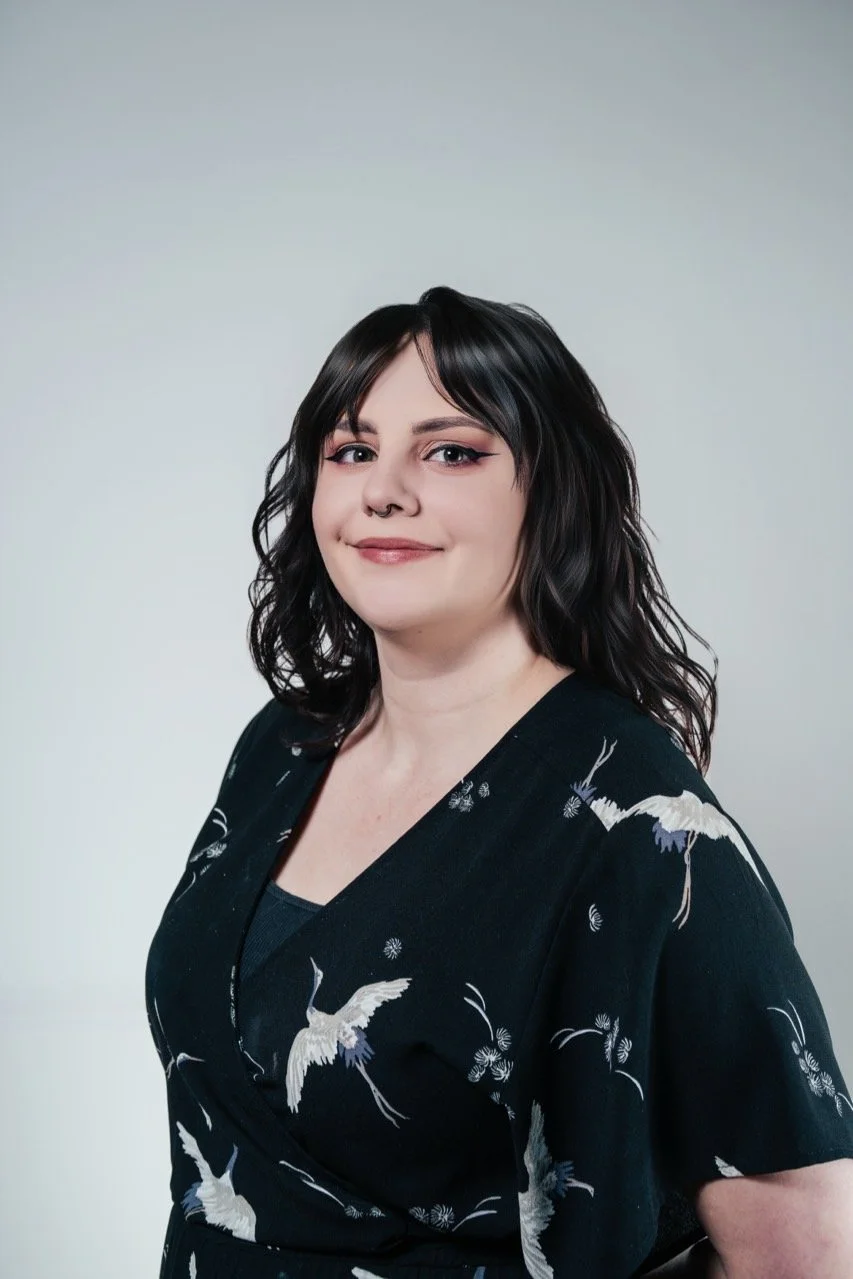 Biz // Stylist/ Level 2/ She / Her 