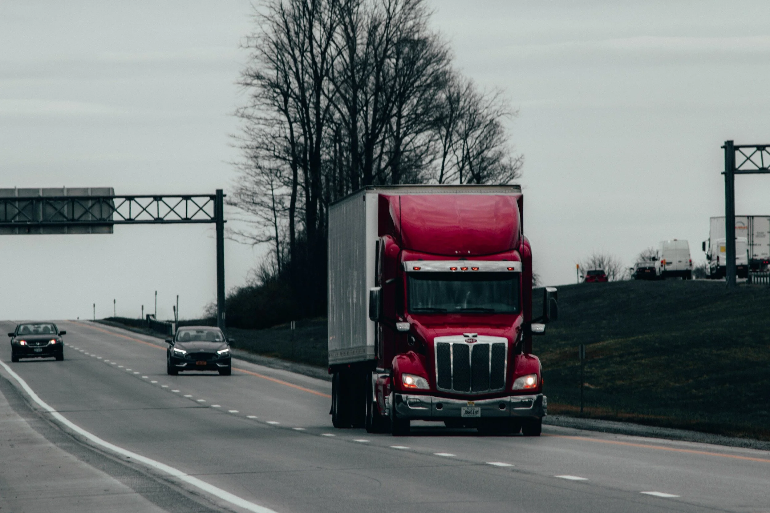 Top Three Catastrophic Injuries Caused by Semi-Truck Wrecks