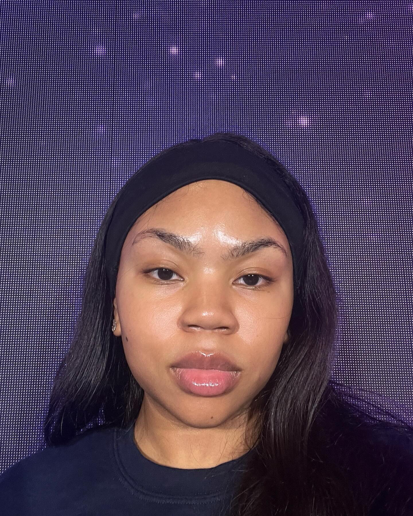 sometimes I think I look like fancy squidward lmao. also all $50M and 500 years I spent on my skincare really seems to be working! 💀