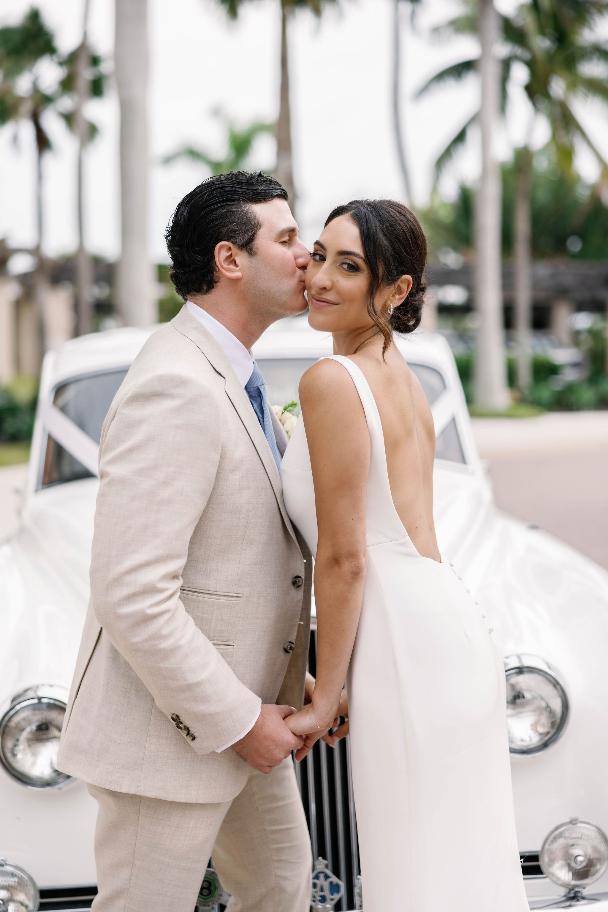 Gabby & Jake’s Elegant Seaside Celebration at The Ritz-Carlton Beach Club