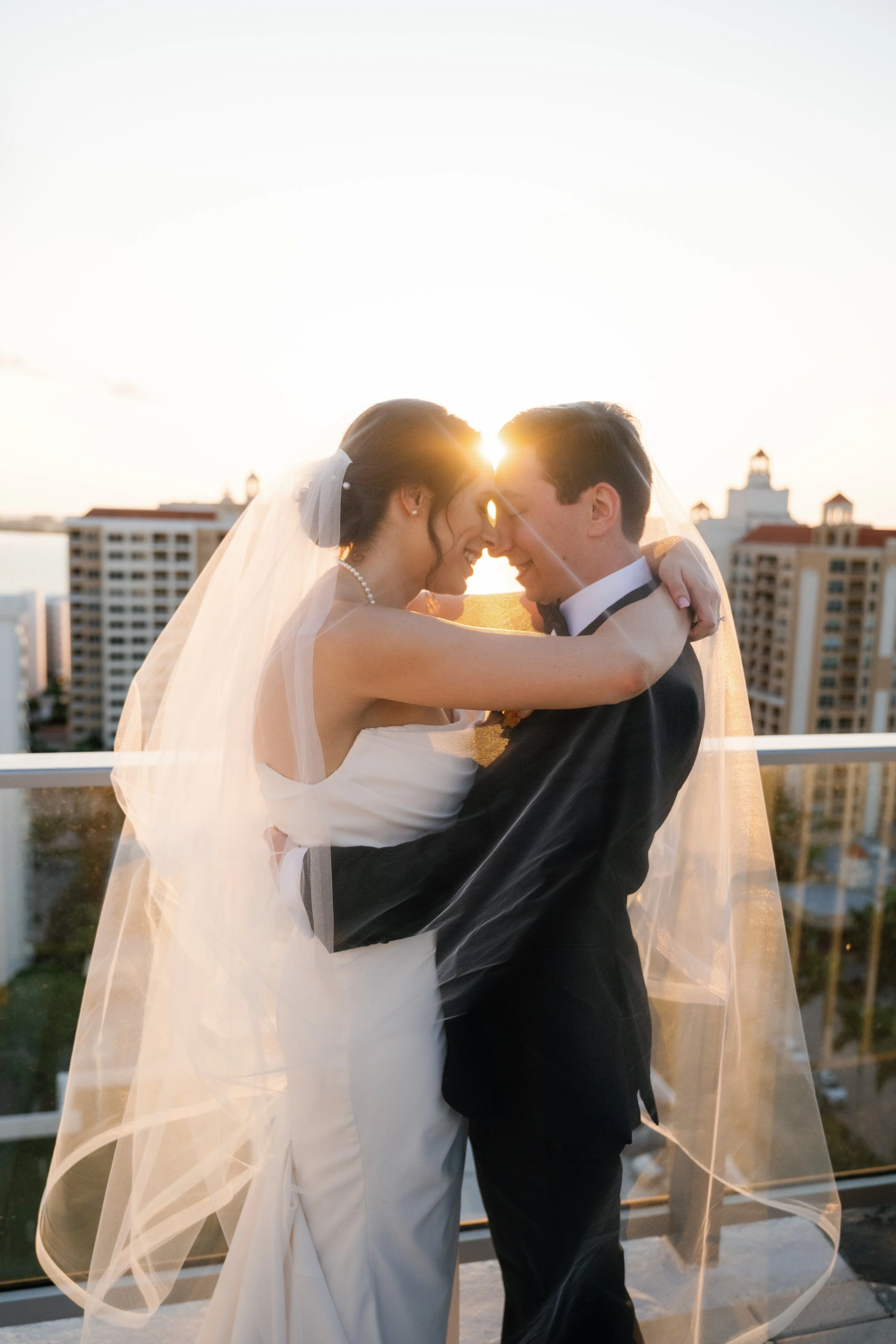 Darcy & Justin’s Vibrant Modern Wedding at The Westin, Sarasota