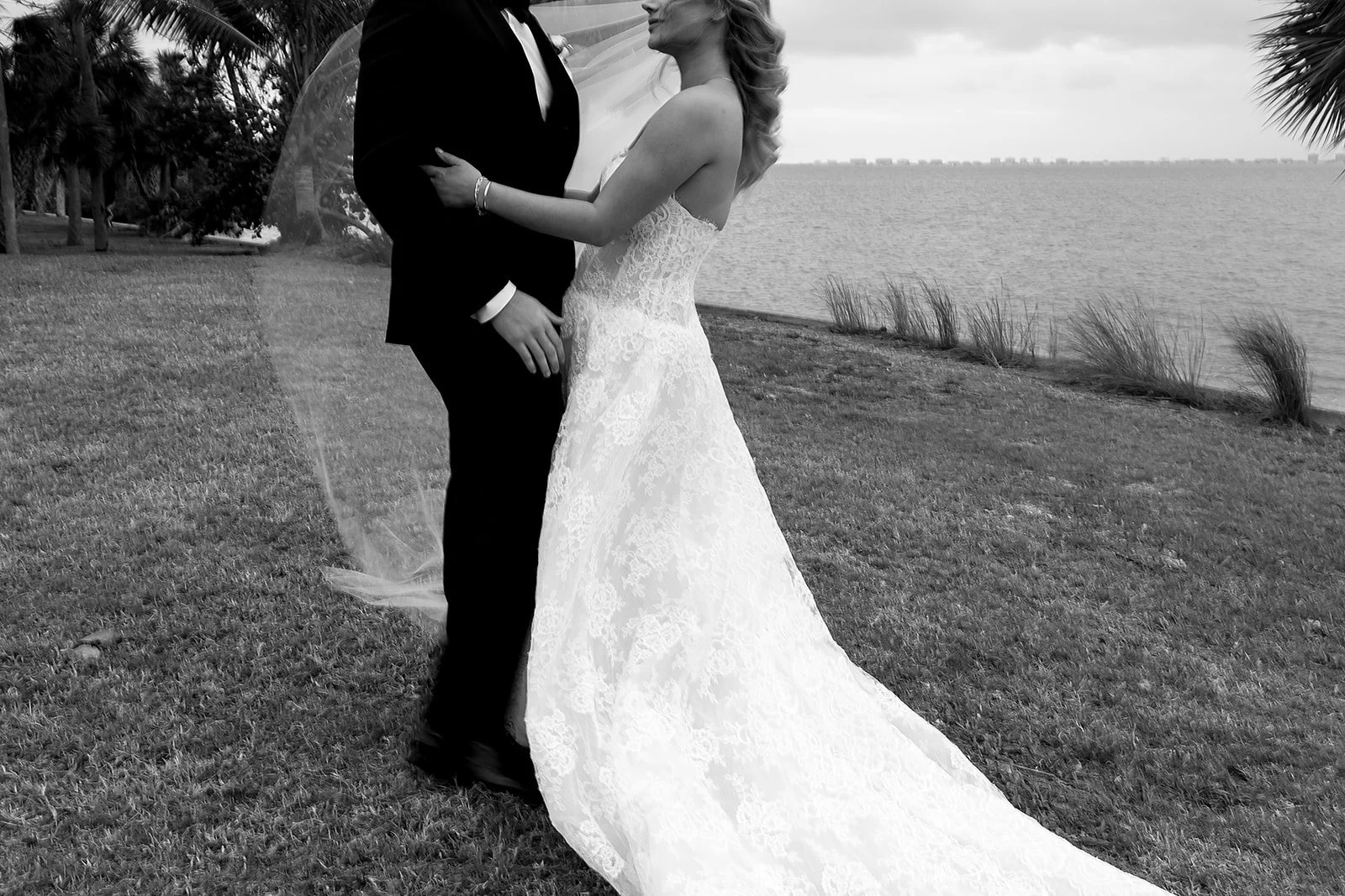 Heather & Alex-1324.jpg