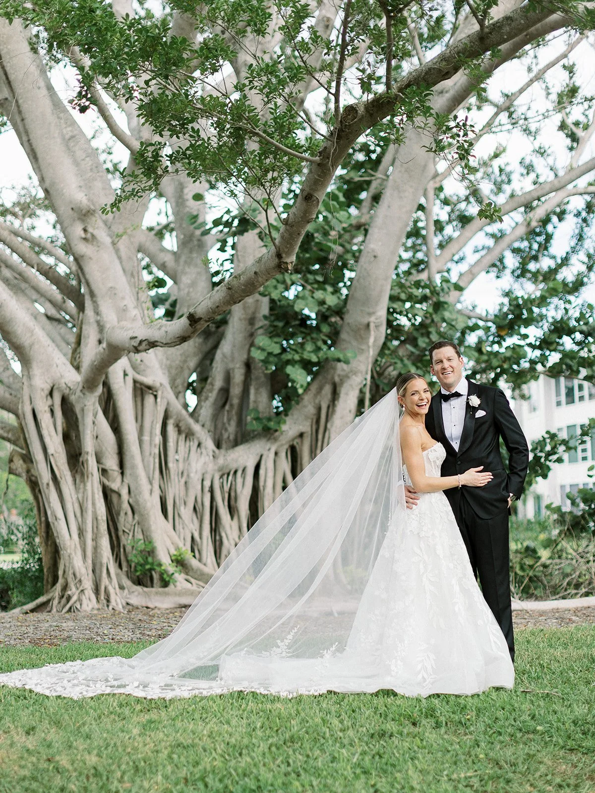 Romantic &amp; Coastal: Kelsey &amp; Greg’s Wedding at The Resort at Longboat Key Club | Longboat Key, Florida