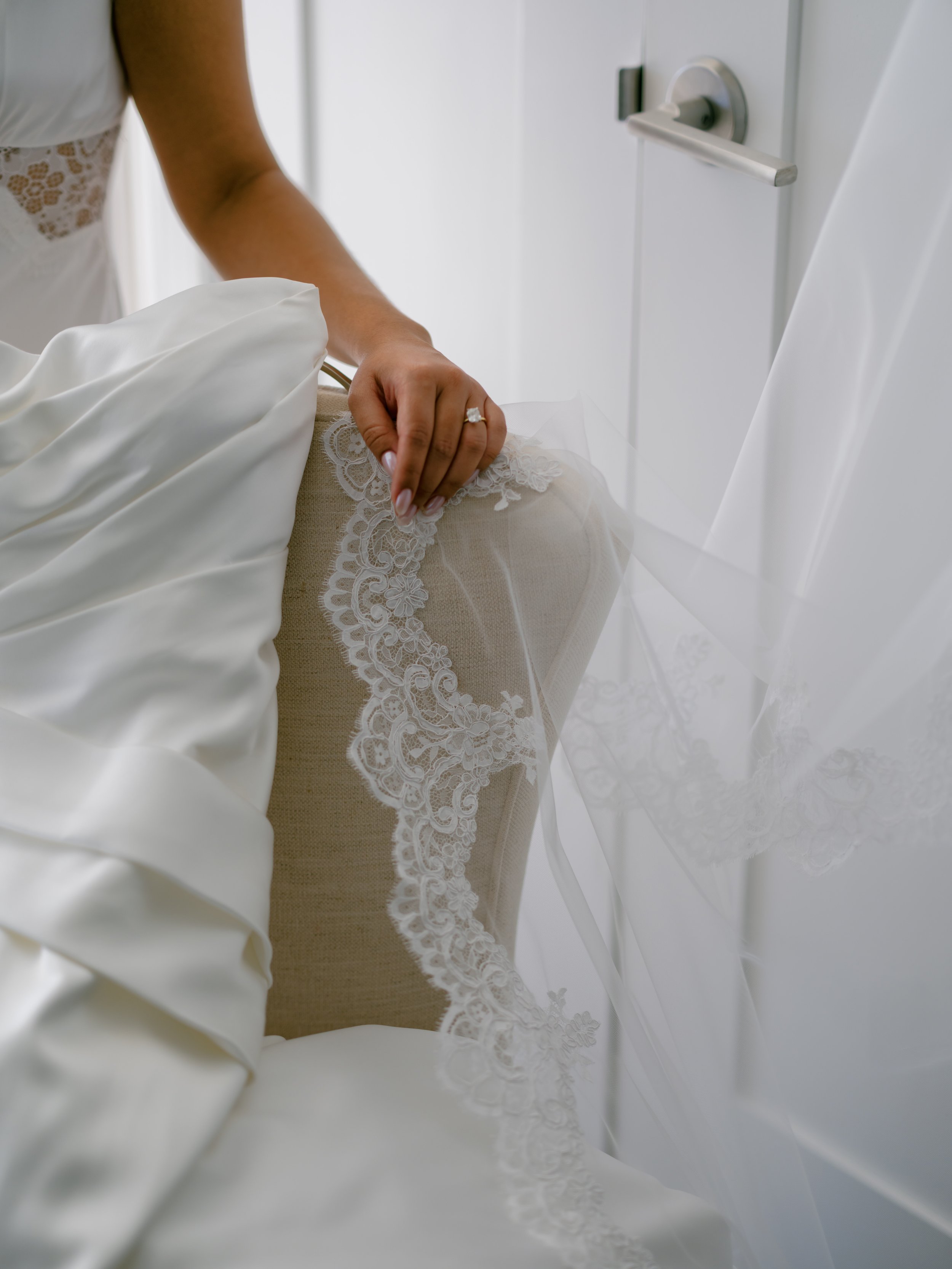 Kim + Mike Sneak Peek-16.jpg