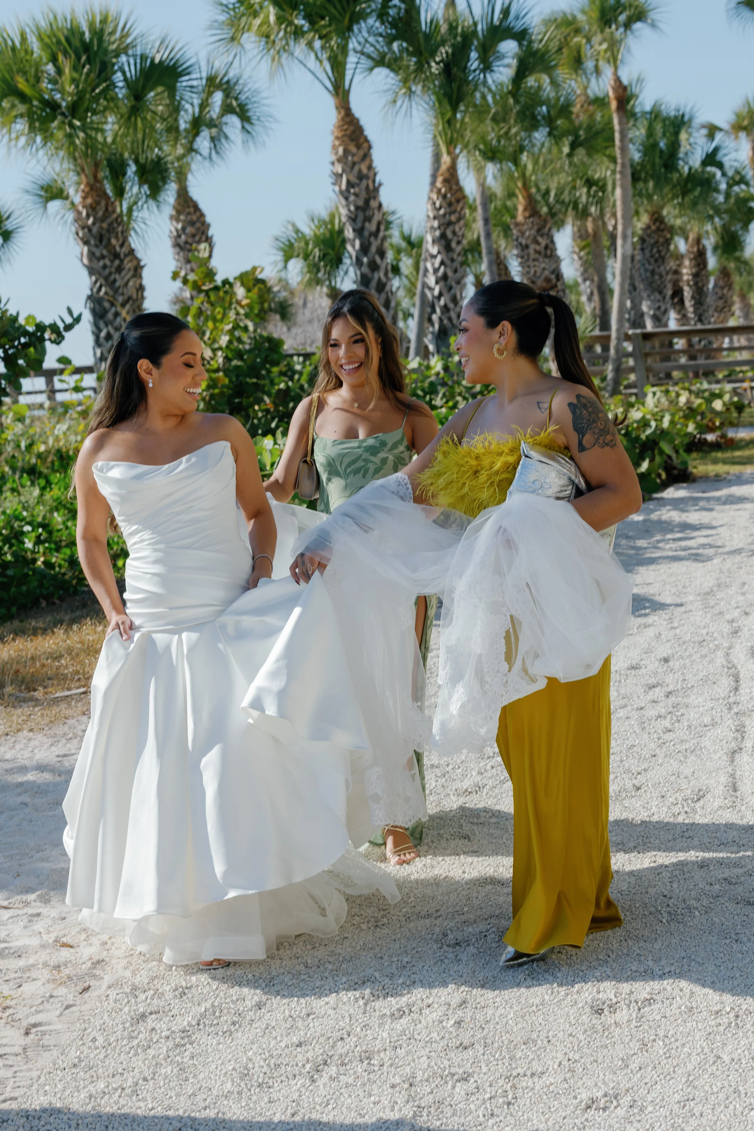 Kim + Mike Sneak Peek-49.jpg