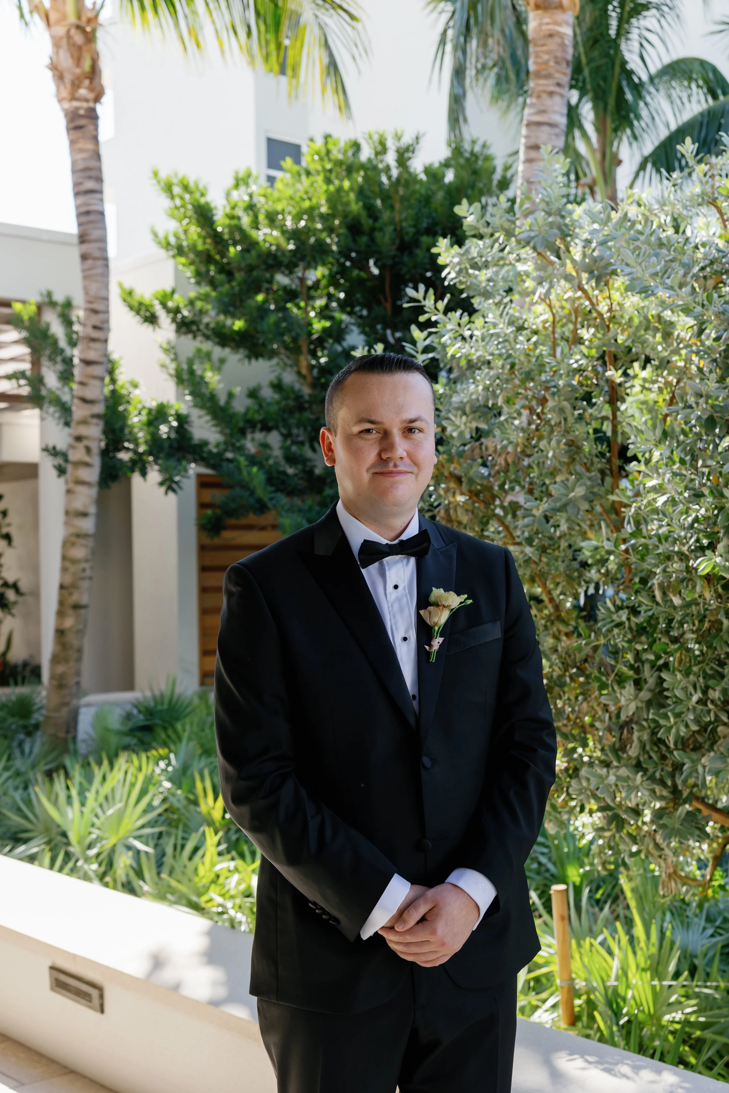 Kim + Mike Sneak Peek-44.jpg