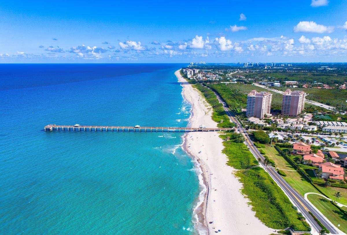 x010x-Juno-Beach-Pier-Aerial-Blue-Ocean-Water_2.jpg