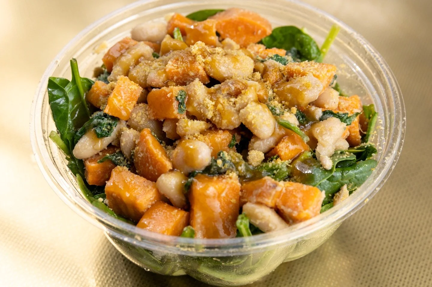 Fancy something lighter? Try our Greens &lsquo;n&rsquo; Beans salad! Made with roasted sweet potatoes, white beans, spinach and balsamic vinaigrette 🌱🍠☀️

#PittsburghCafe #PittsburghEats #PittsburghFoodie