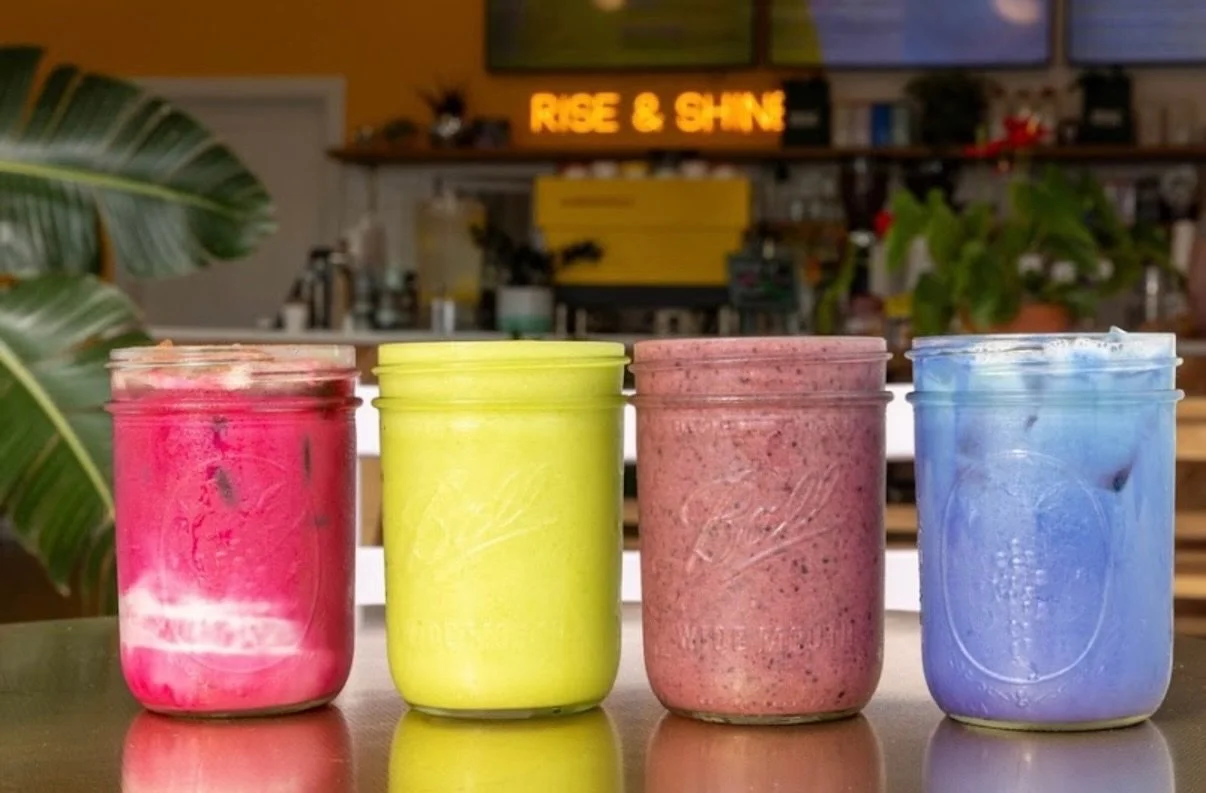 Fun fact: you won&rsquo;t find a boring drink on our menu! Come see what we&rsquo;re making instead ☀️💜✨

#pittsburghcafe #pittsburghfoodie #pittsburgheats