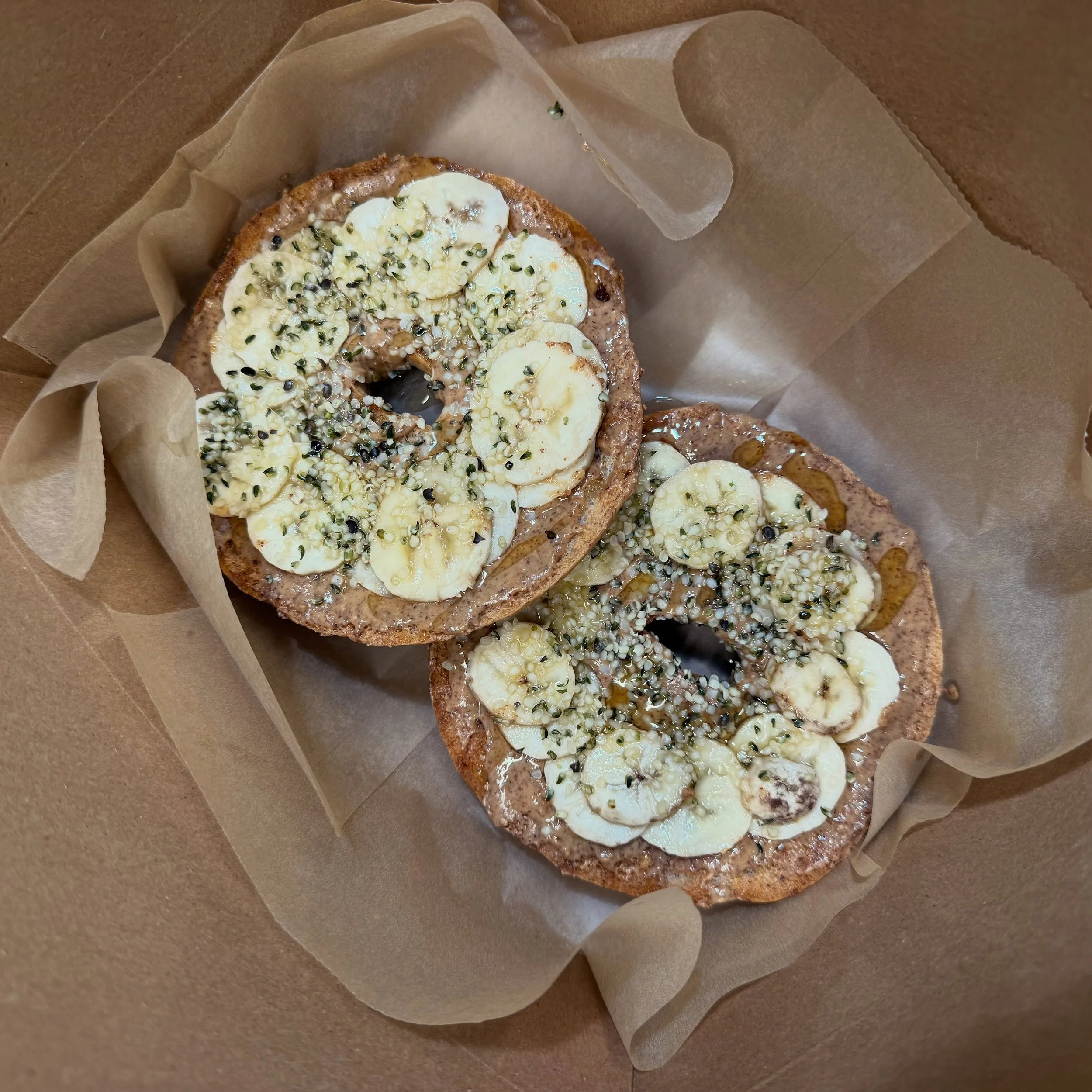 Busy day? No problem. Order online for pickup or delivery and get your favorites faster!

Pictured above: Almond butter toast on a gluten-free bagel to go 🥯🍌

#pittsburghcafe #pittsburgheats #pittsburghfoodie