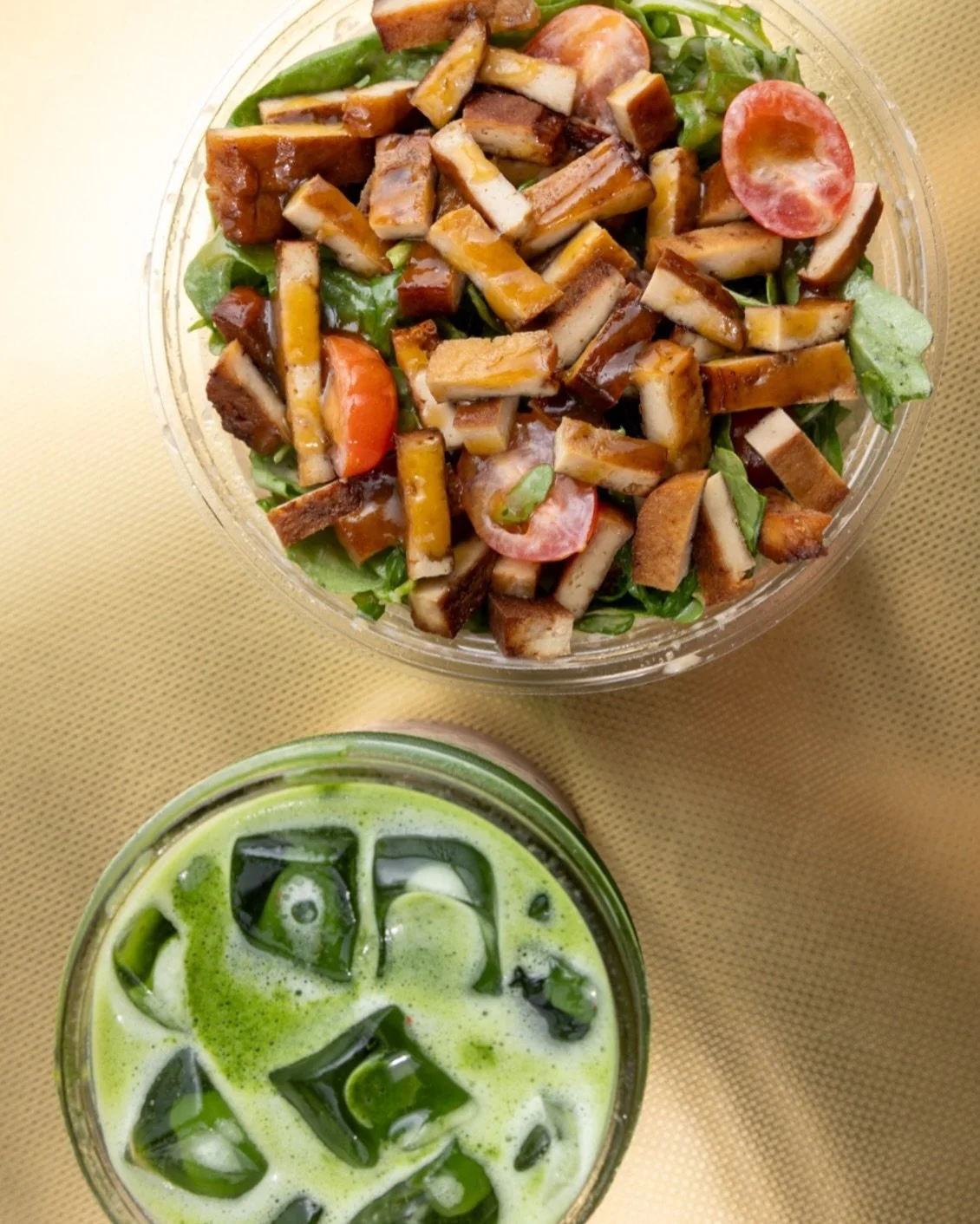 Tofu bacon salad + iced matcha latte 🥗🍵 The perfect light lunch combo! 

Available in-store or order online.

#pittsburghcafe #pittsburghfoodie #pittsburgheats