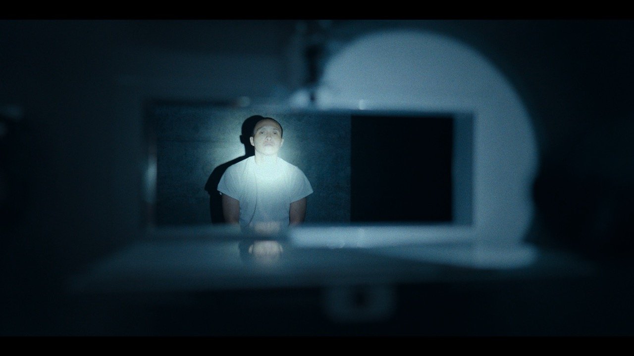 CECOT prison scene from Hasta Encontrarlos documentary — Cinematography by Eloi Molí, AEC