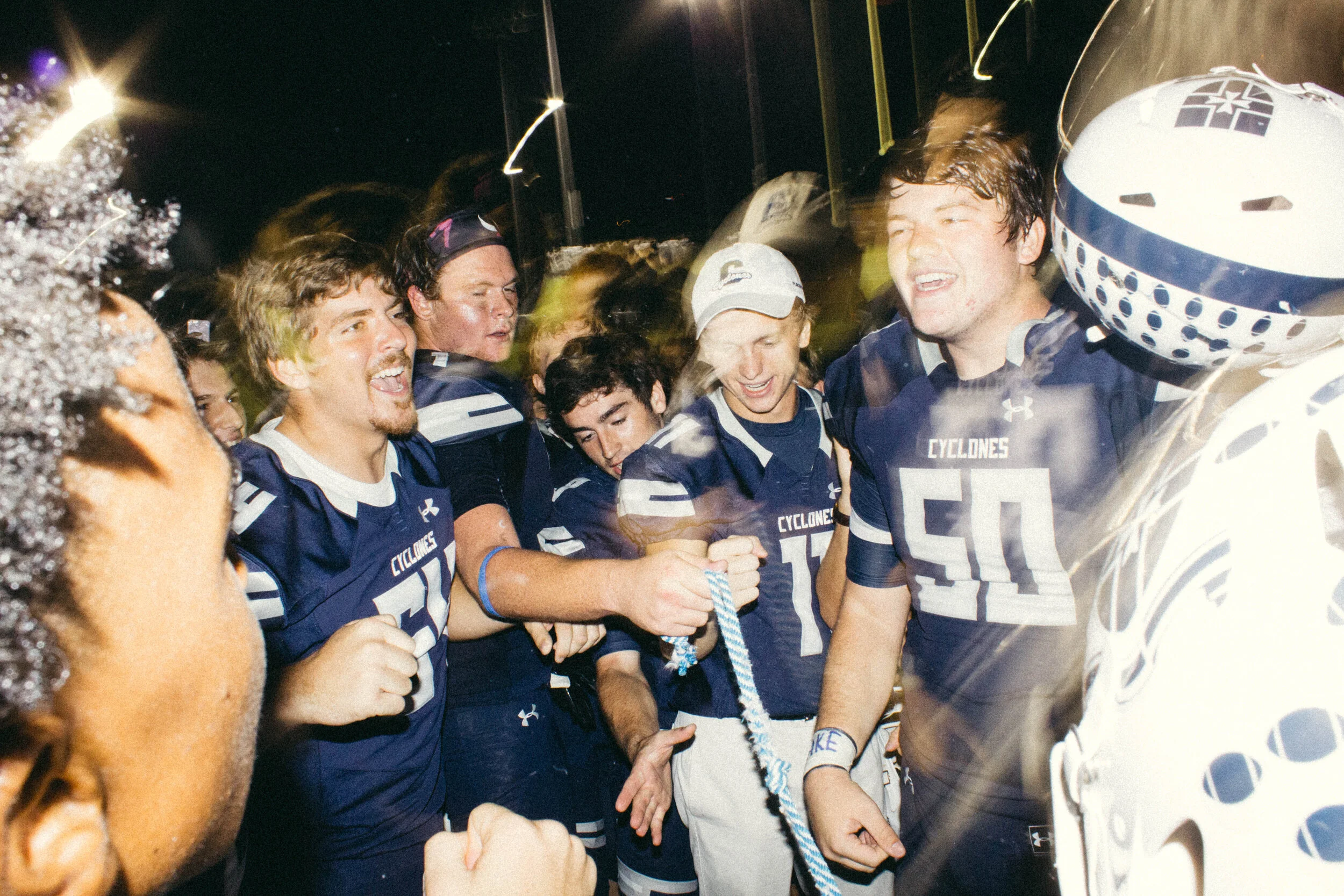 Casady Holds Off Oakridge's Late Surge: 20-16